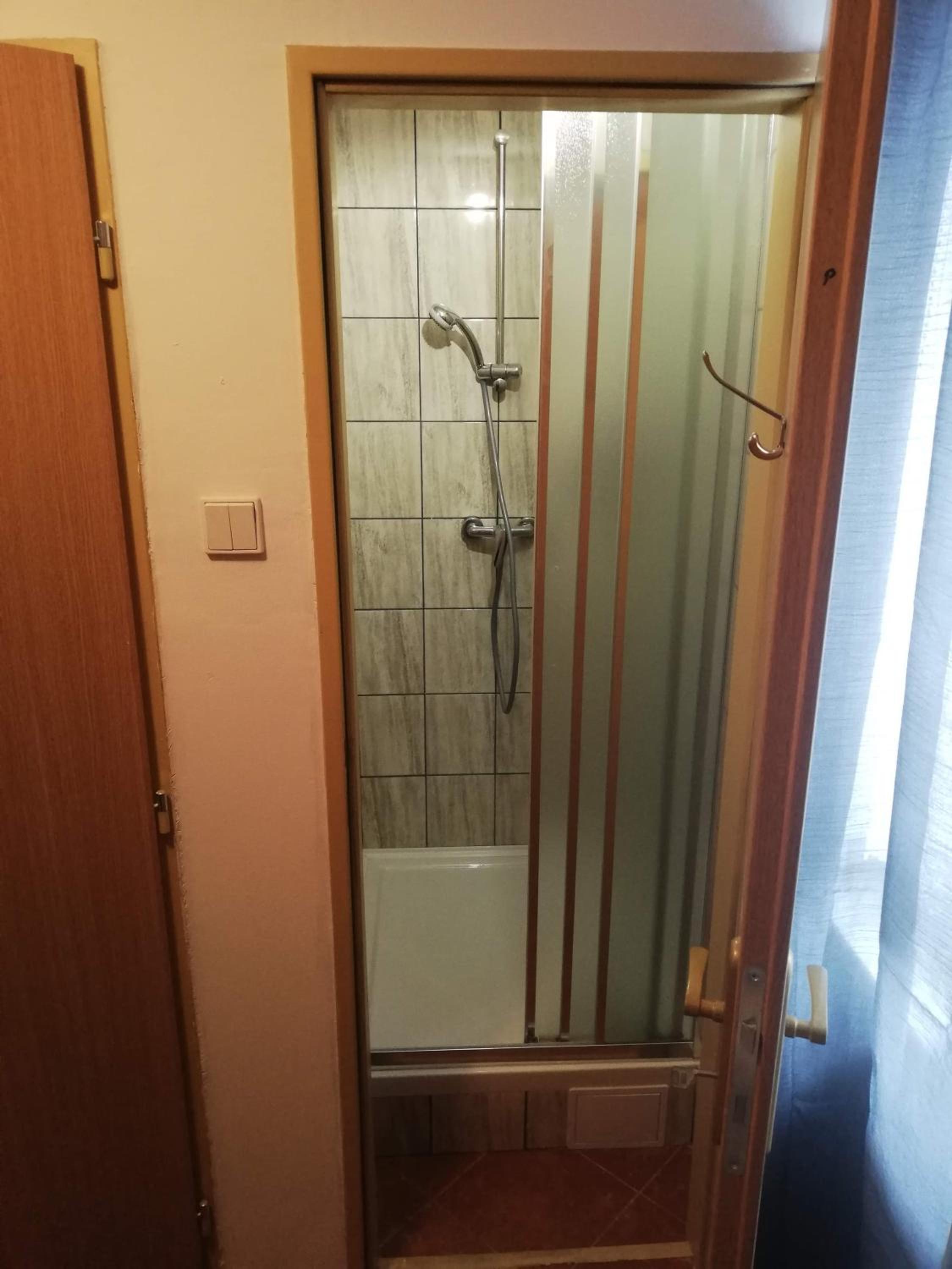 Studio Apartment - Photo 3