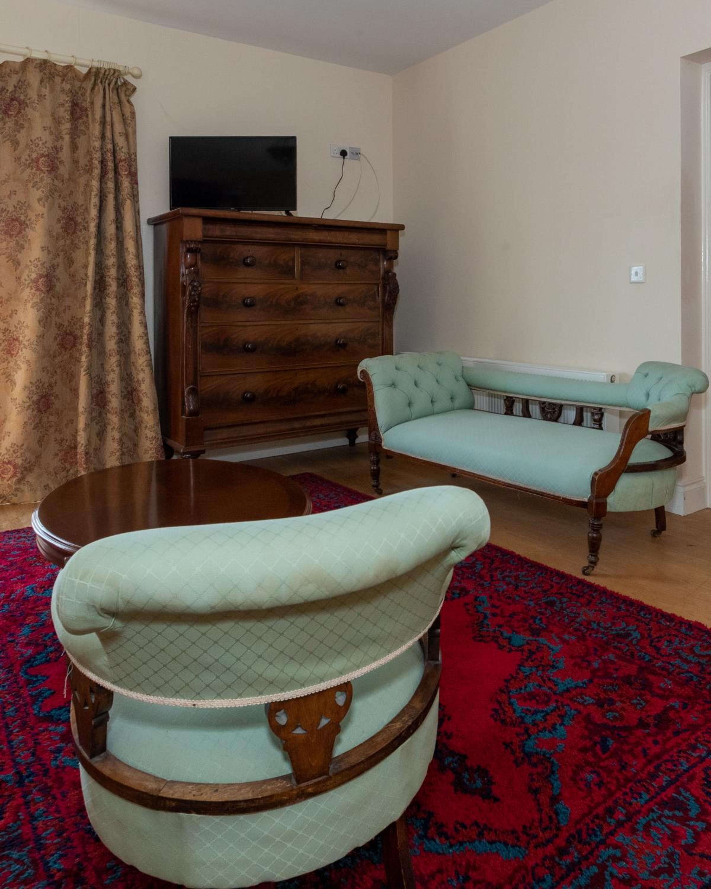 Deluxe Queen Room photo 3