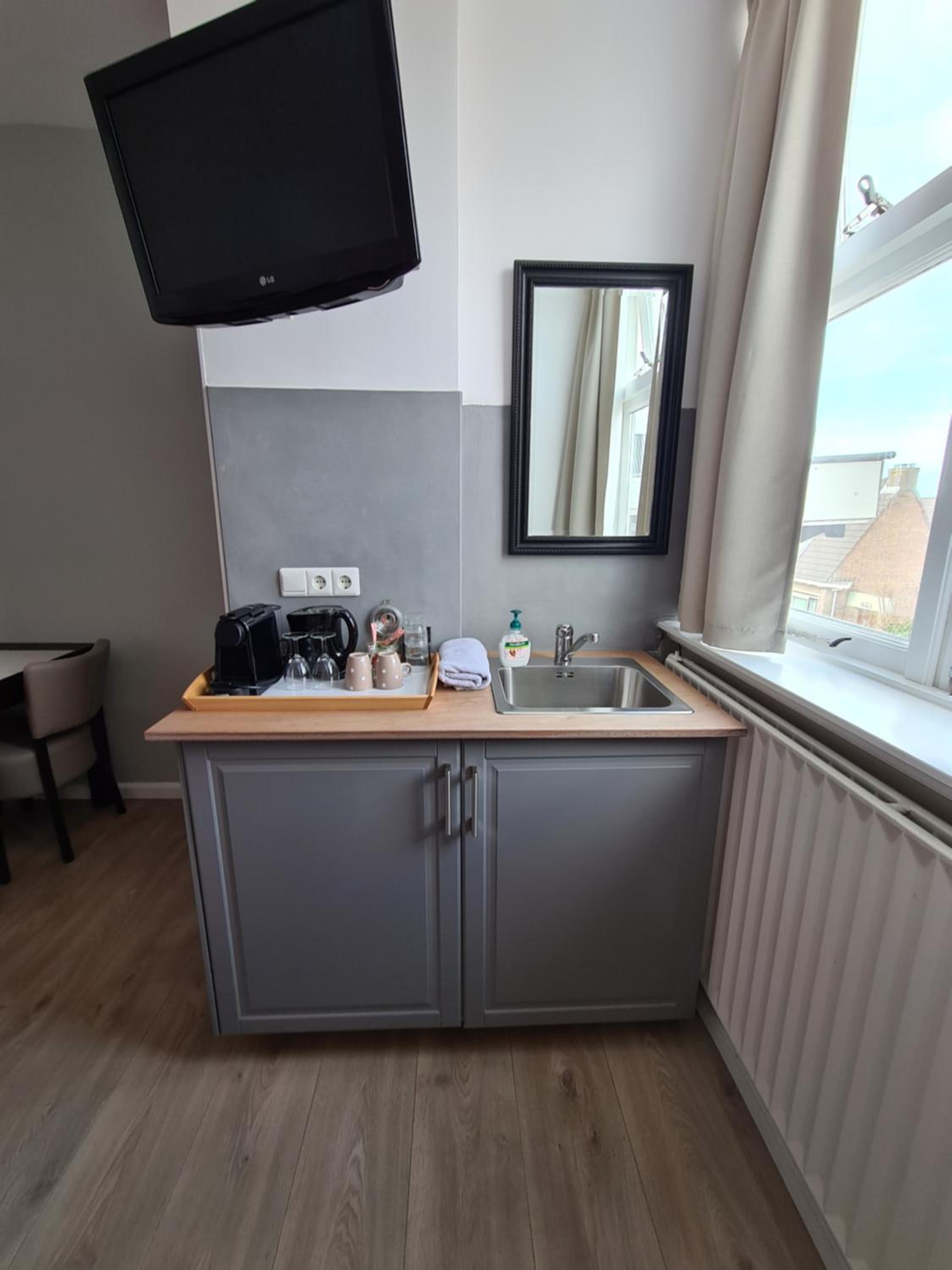 Triple Room - Photo 2