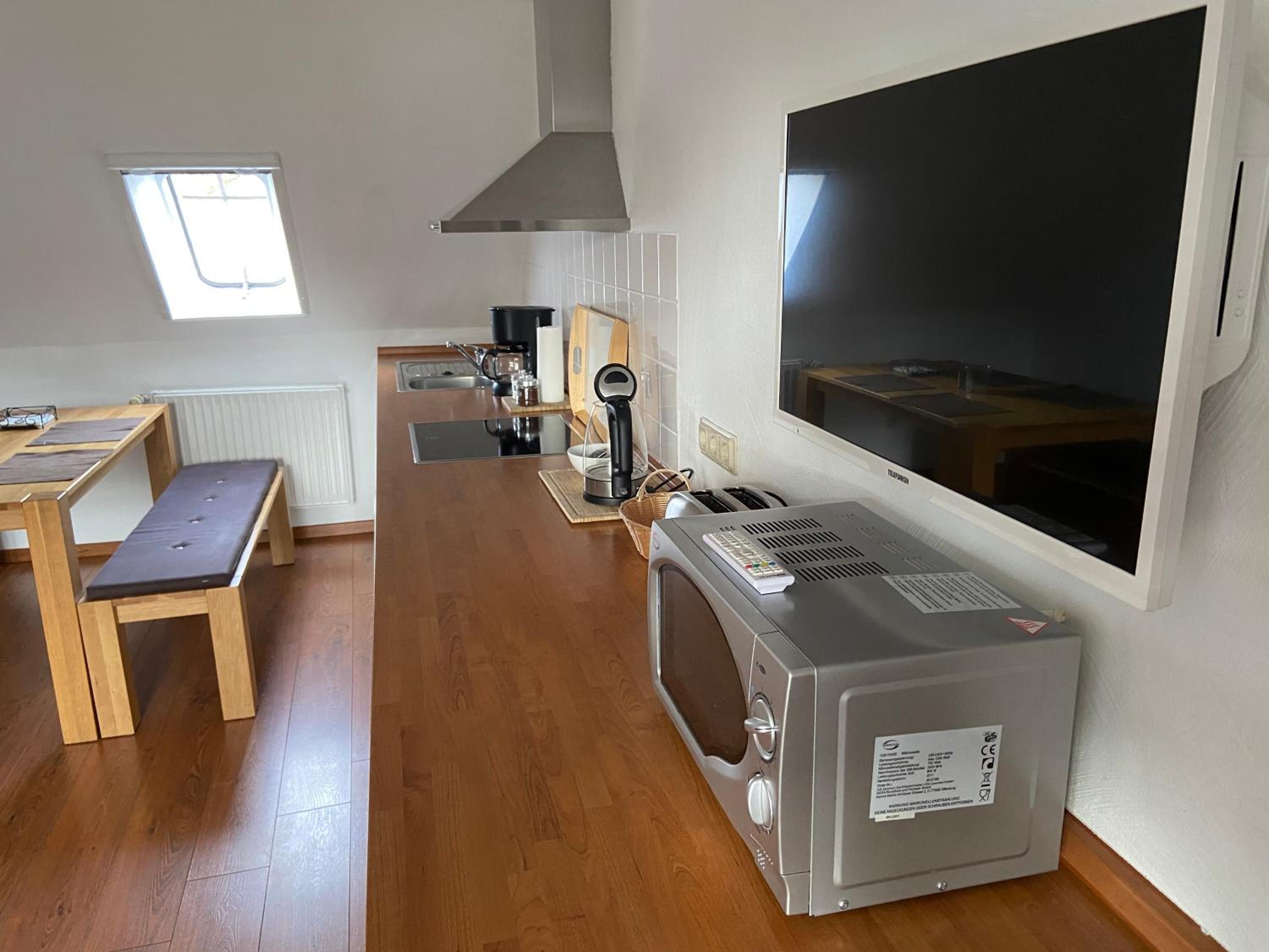 One-Bedroom Apartment photo 2