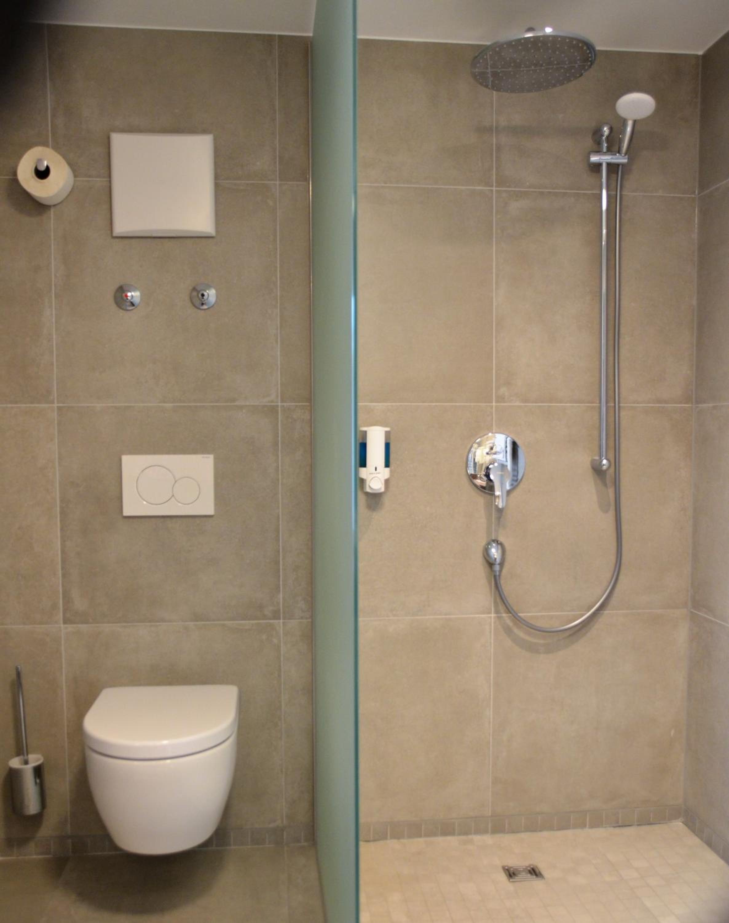 Deluxe Double Room - Photo 9