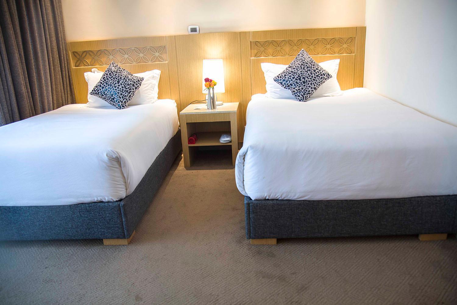 Twin Room with City View photo 2