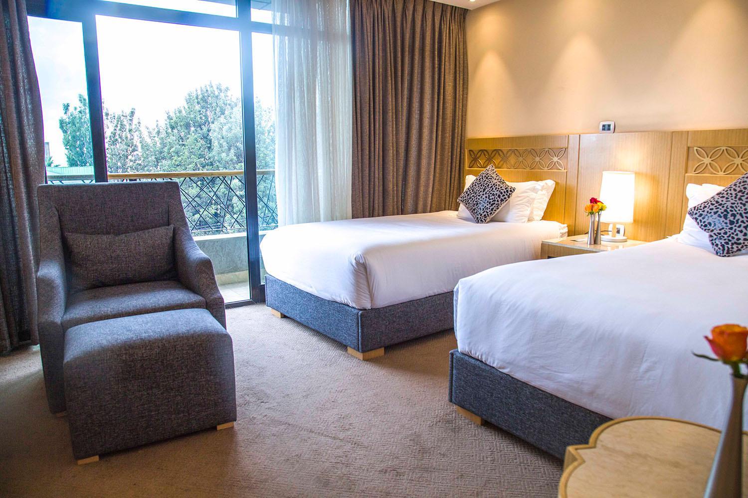 Twin Room with City View photo 3