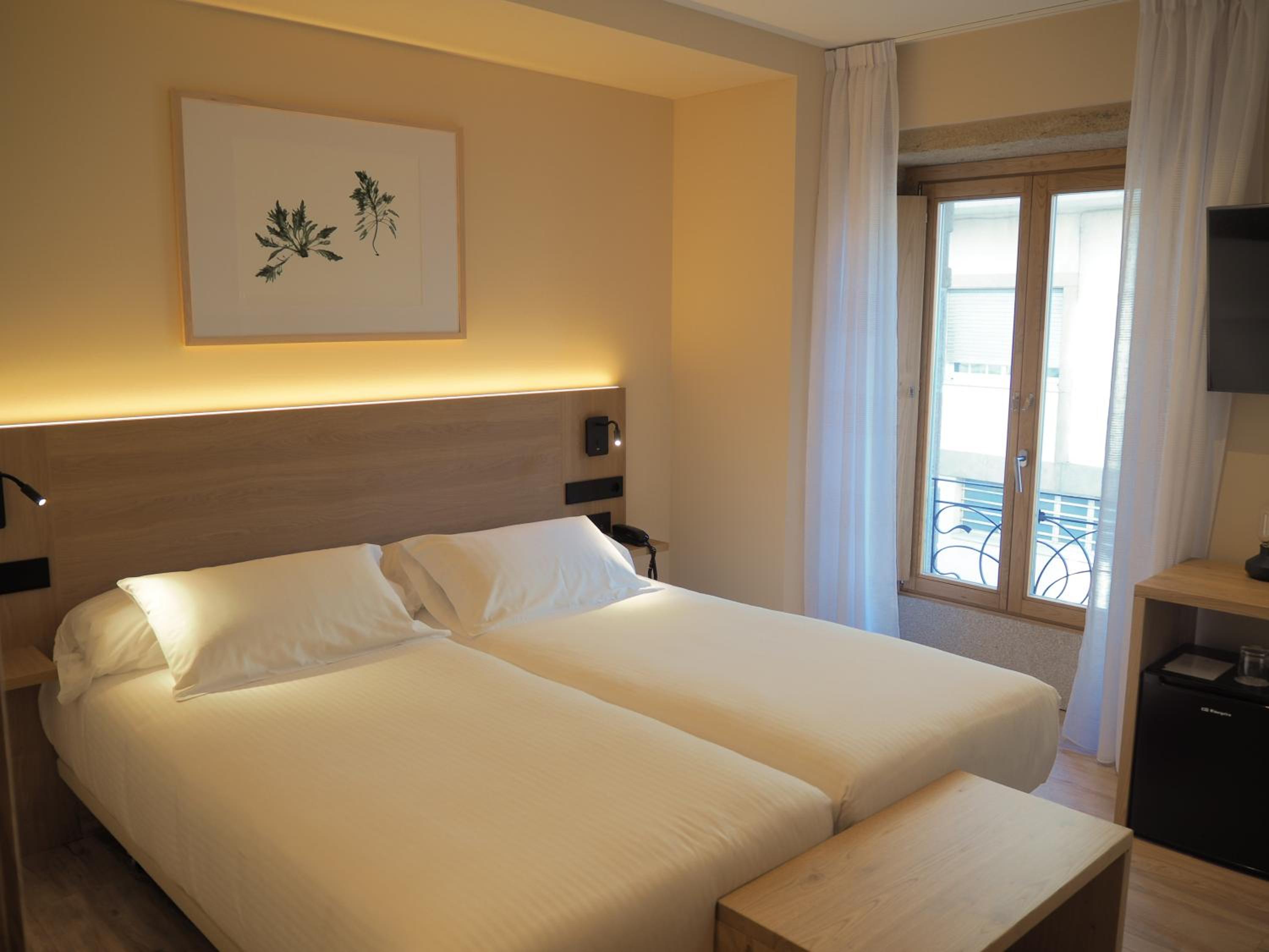 Standard Twin Room photo 2