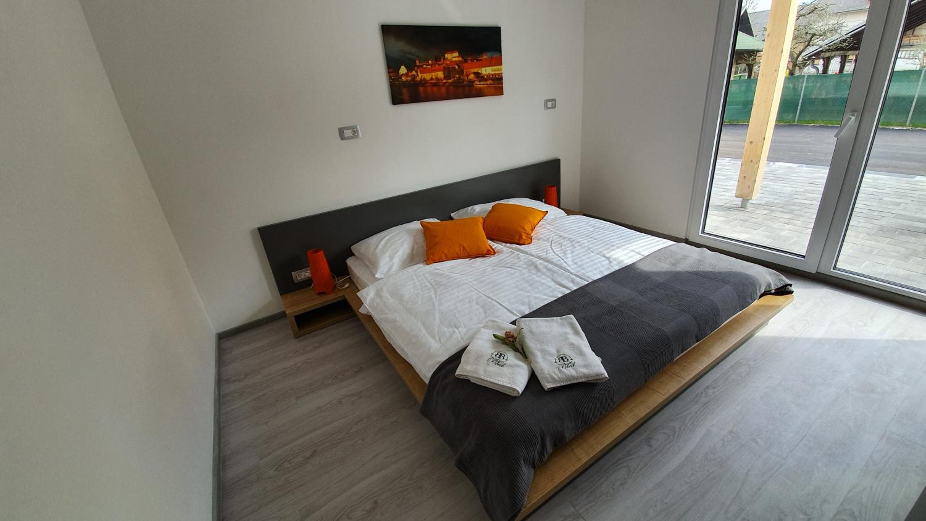 One-Bedroom Apartment with Patio