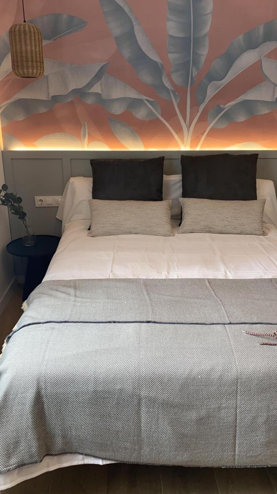Double Room - Photo 8