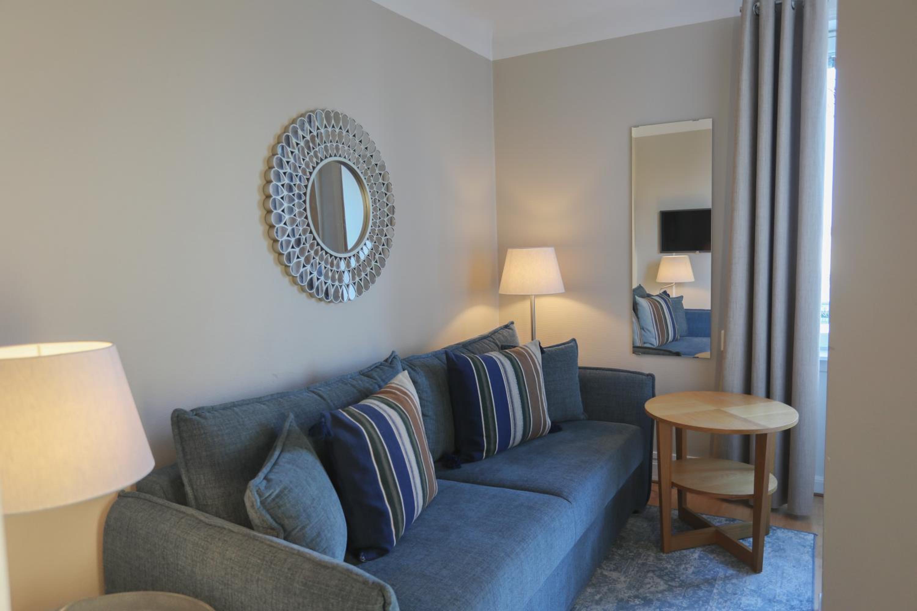 Double Room with Extra Bed - Photo 1