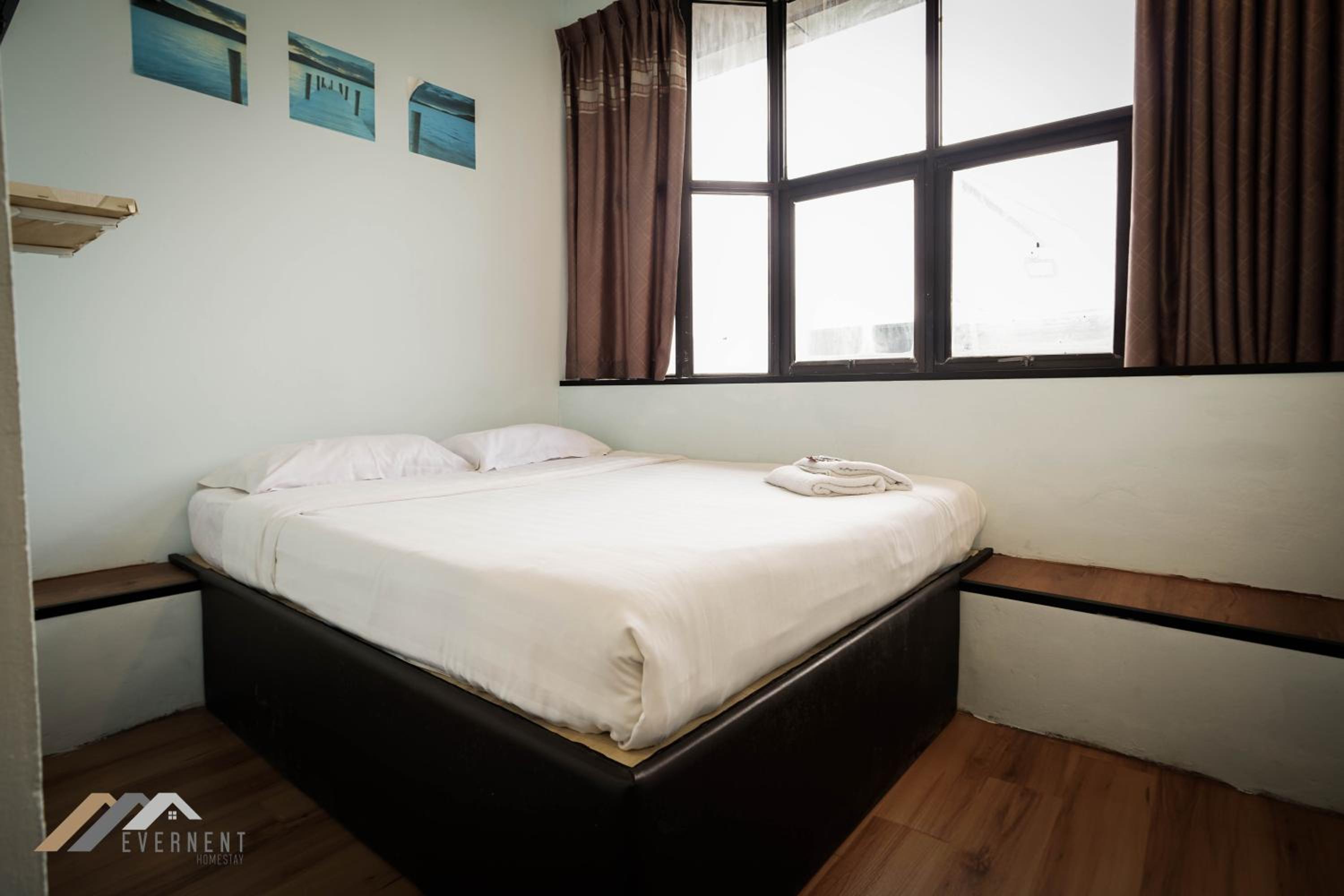 Deluxe Queen Room photo 3
