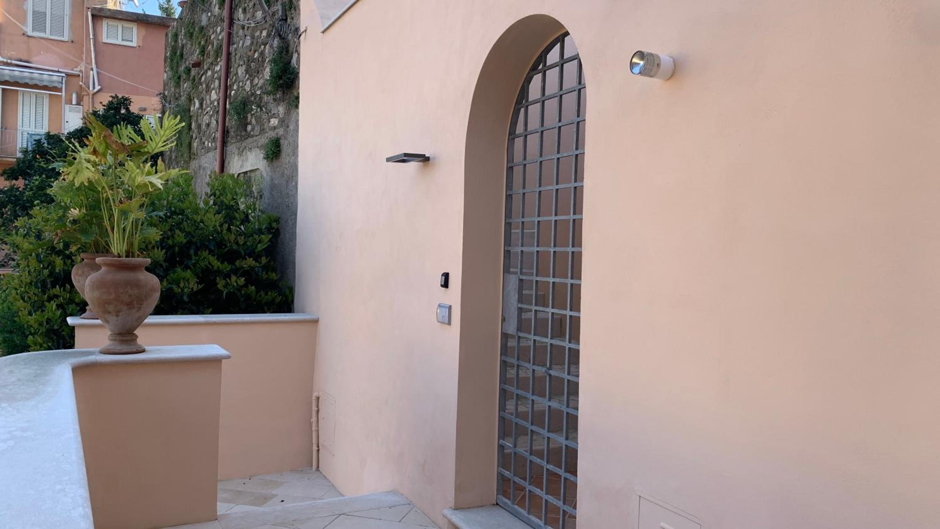 Superior Triple Room with Sea View - Photo 2