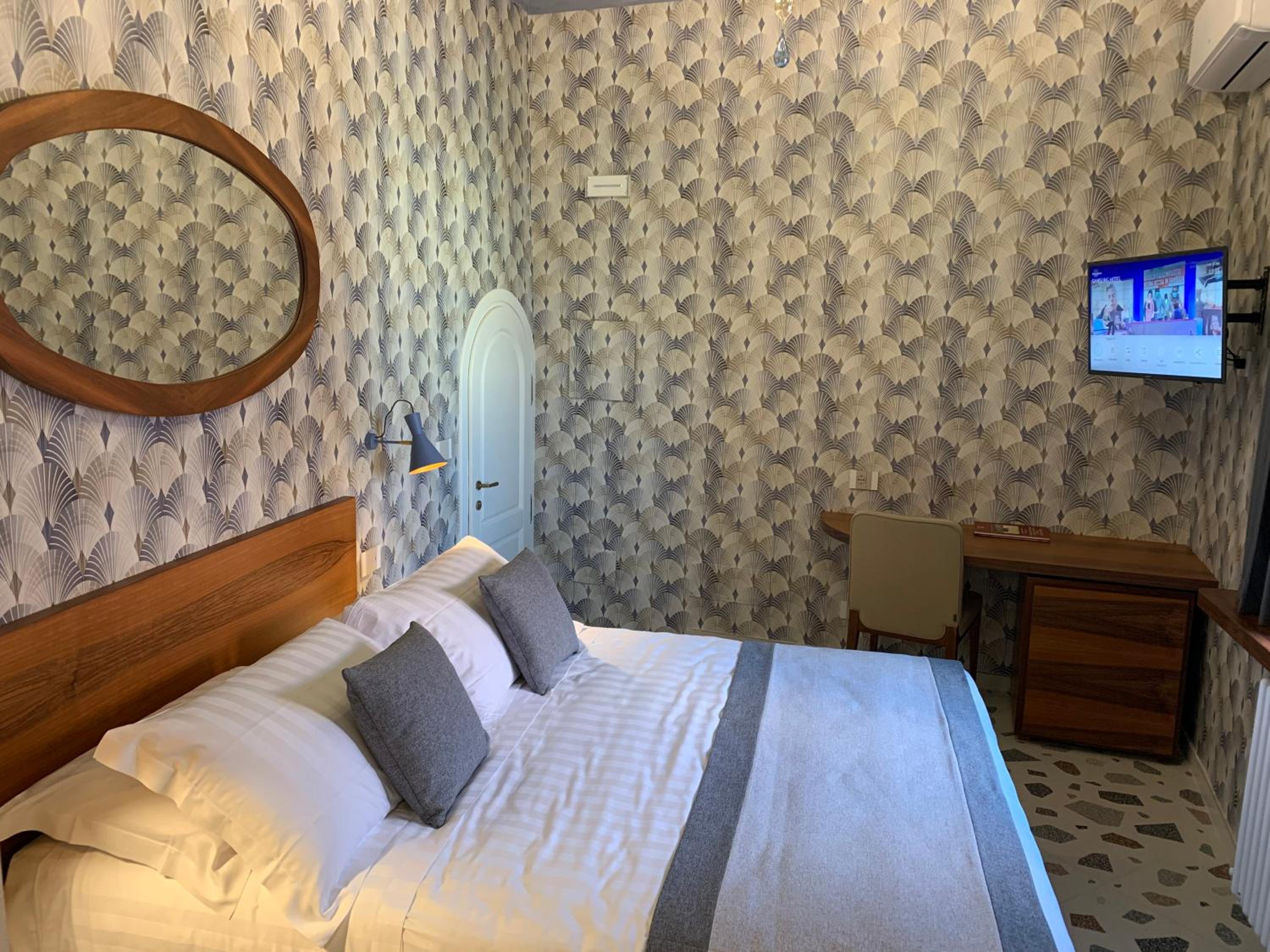 Double Room - Photo 12