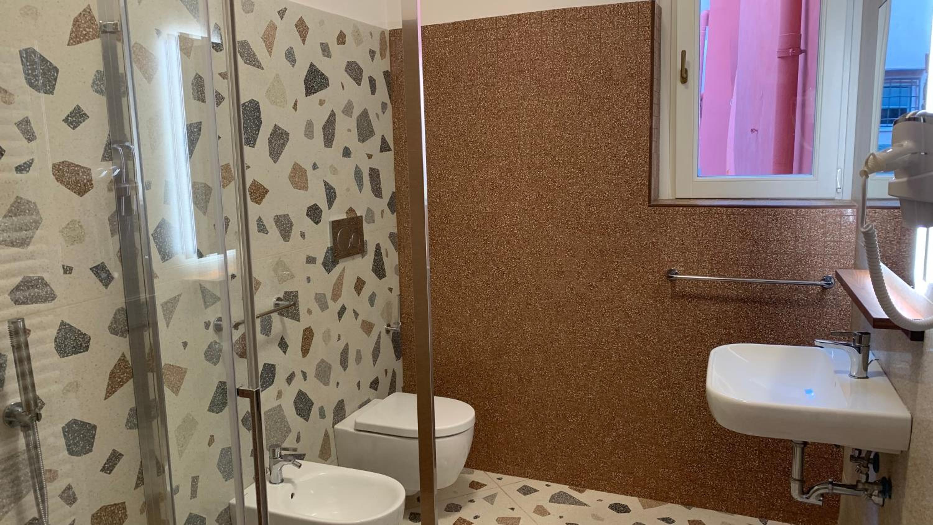 Superior Triple Room with Sea View - Photo 6