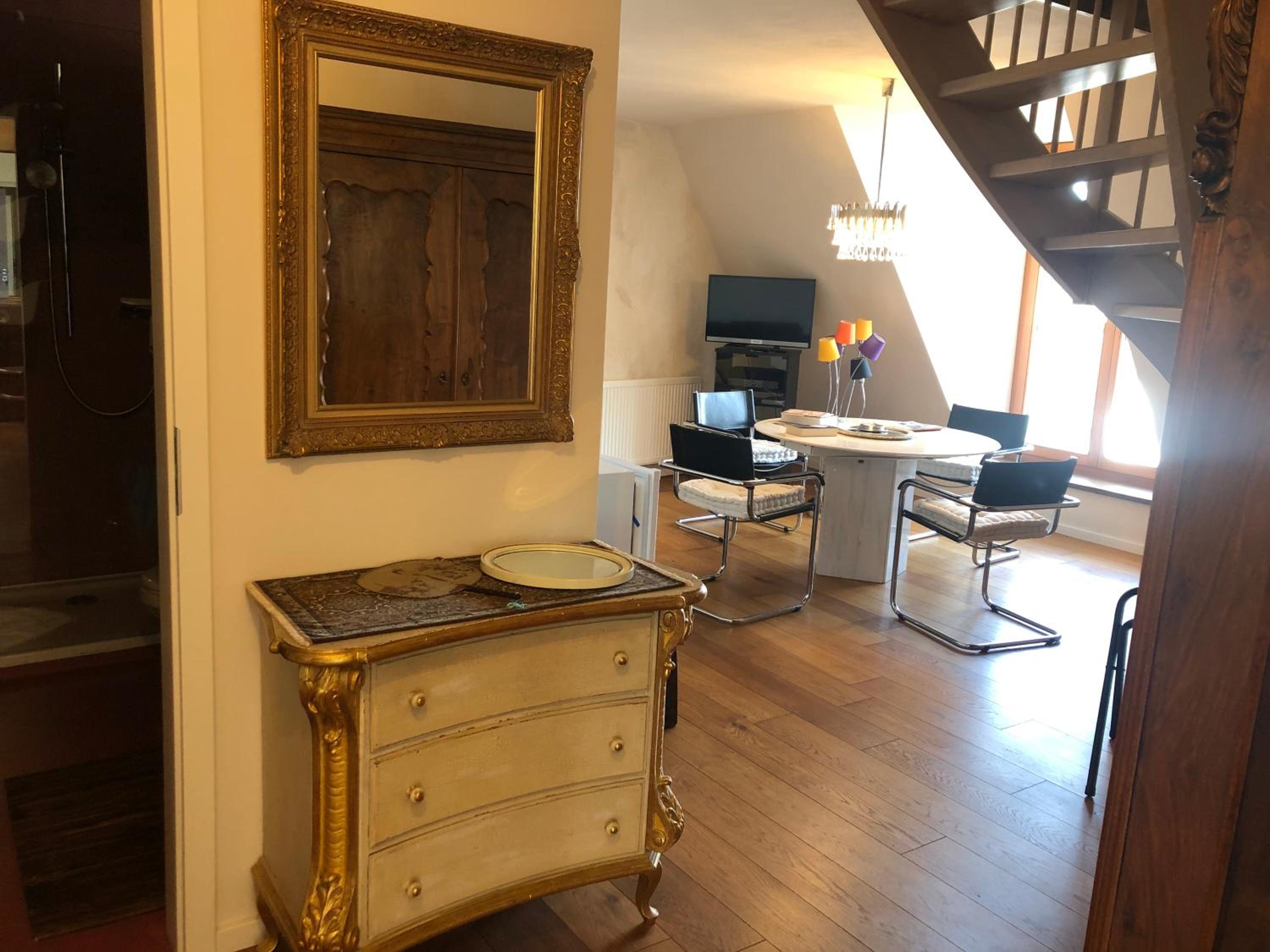 Duplex Family Room photo 1