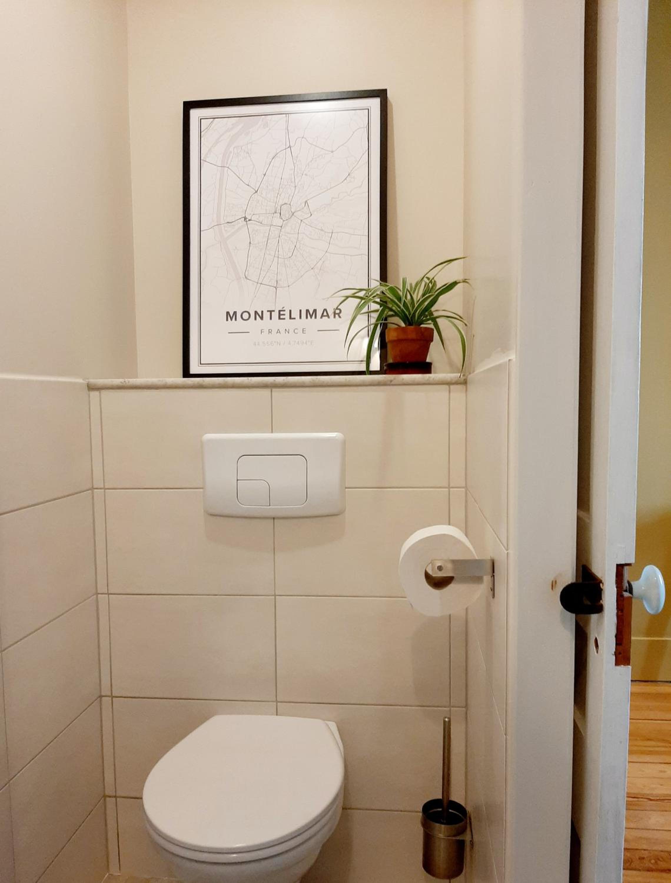 Double Room with Private Bathroom - Photo 6