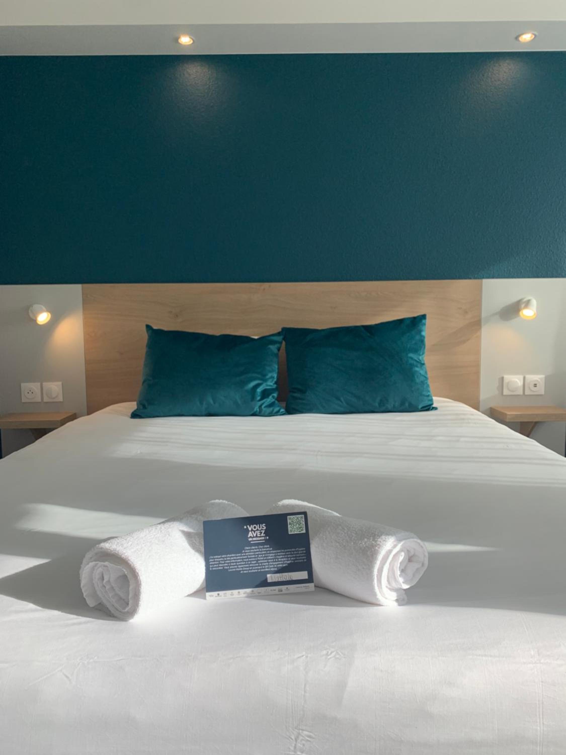 Double Room - Photo 4