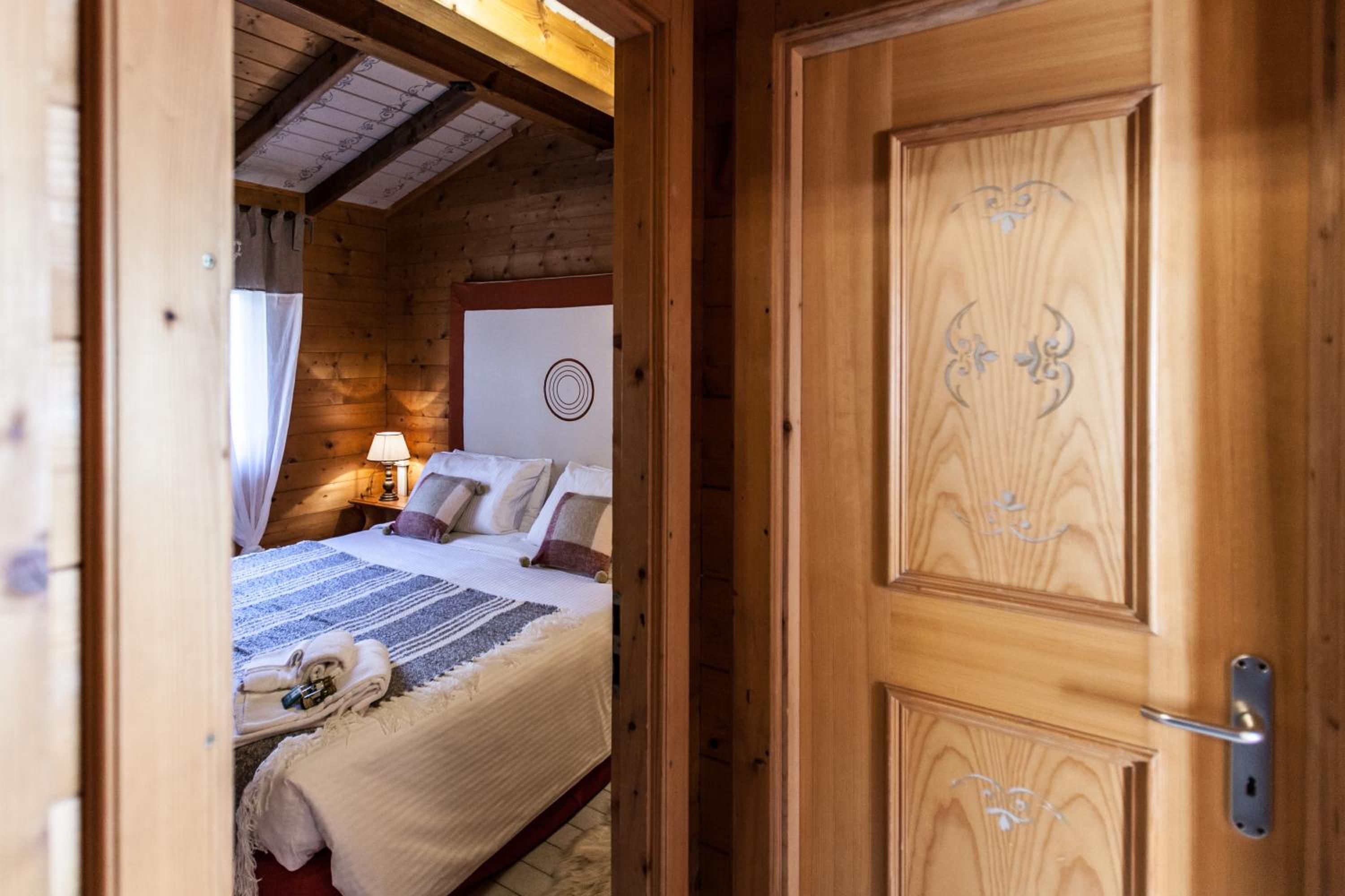 Chalet - Photo 1