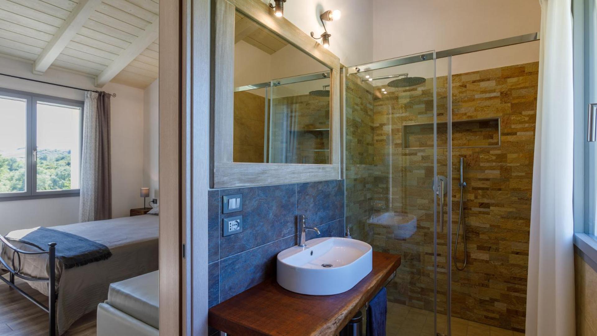 Three-Bedroom Villa photo 3