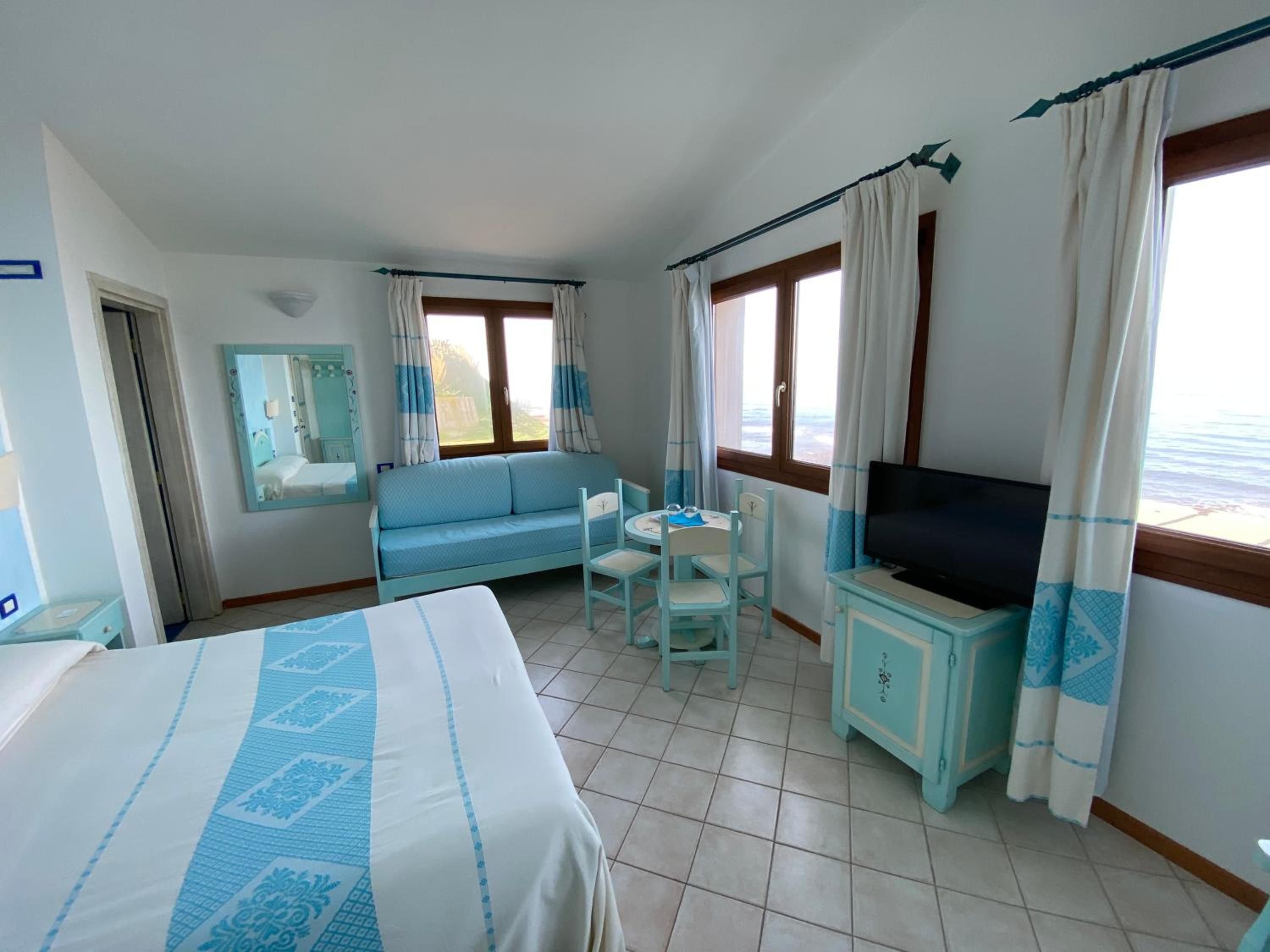 Deluxe Double or Twin Room with Sea View
