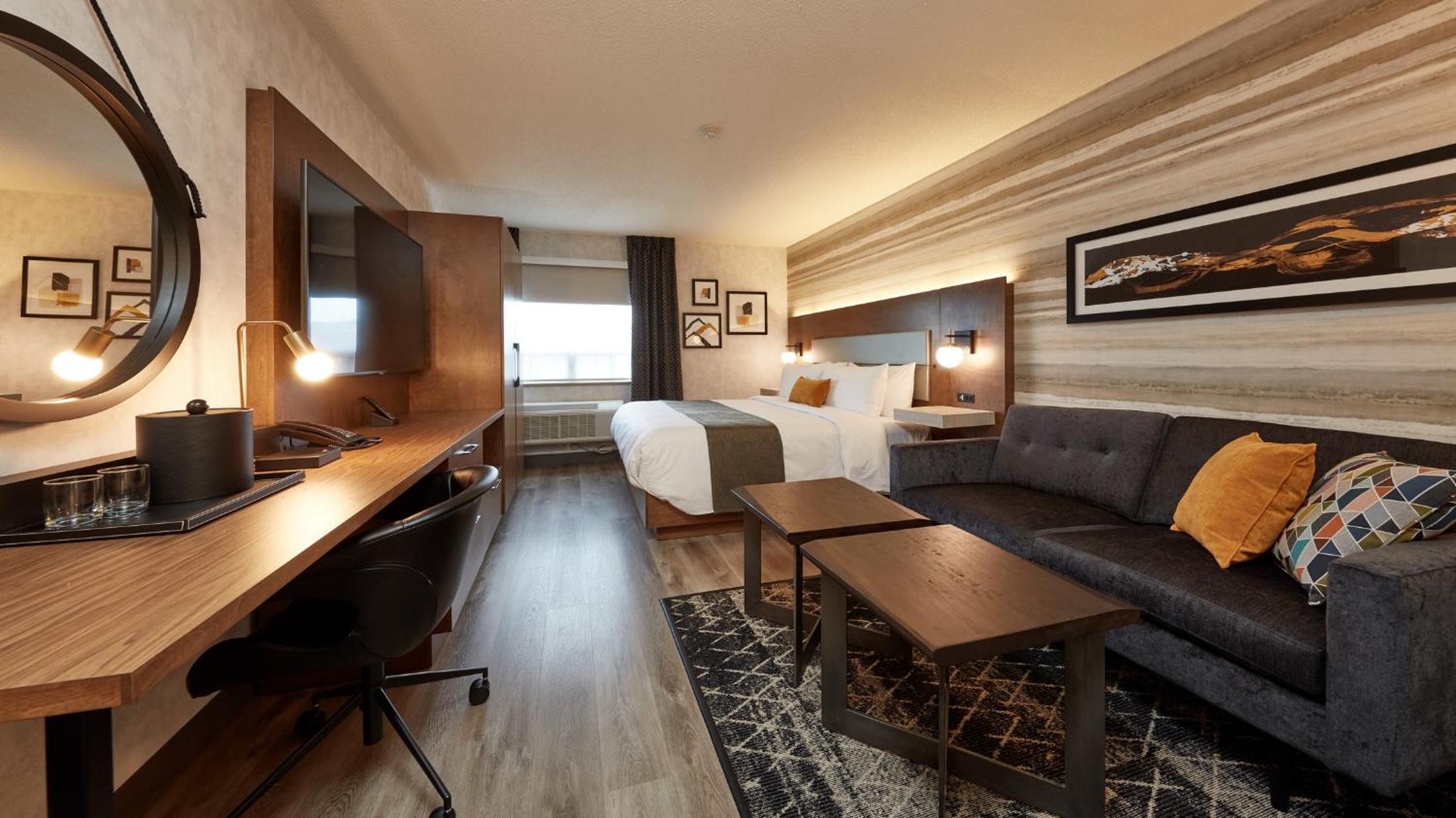 Business King Room - Fully Renovated 2021