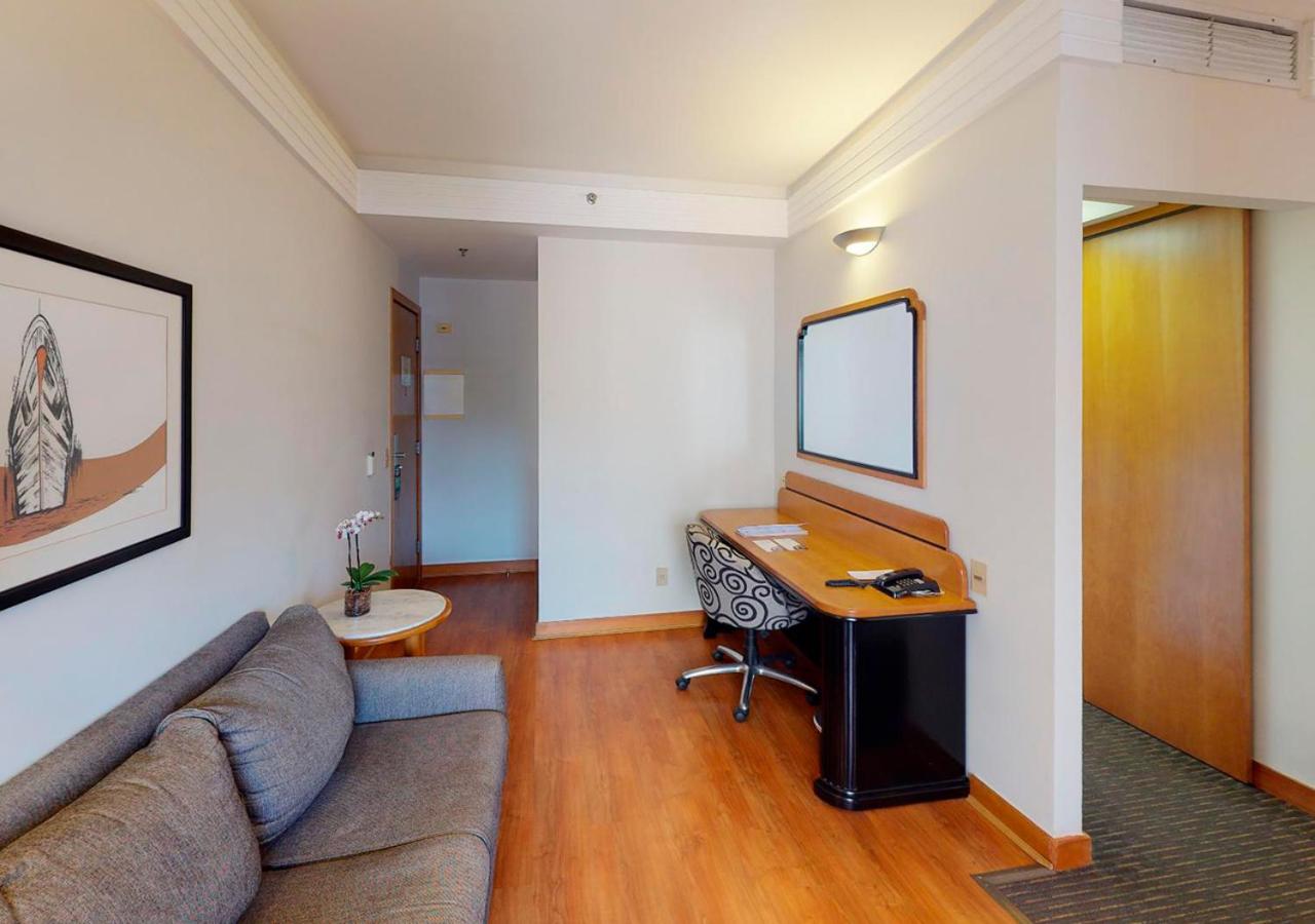 Superior Suite - Photo 6