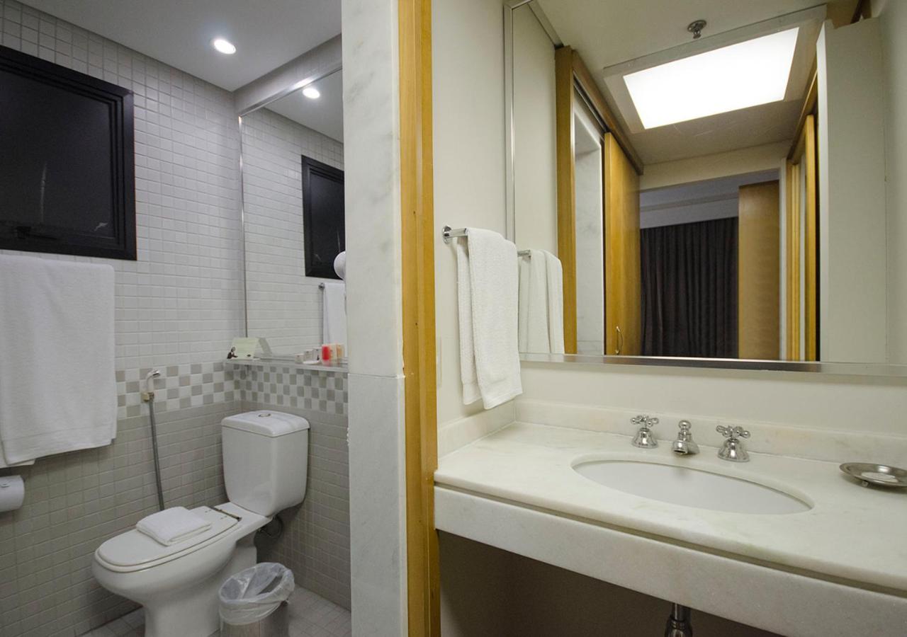 Standard Suite - Photo 9