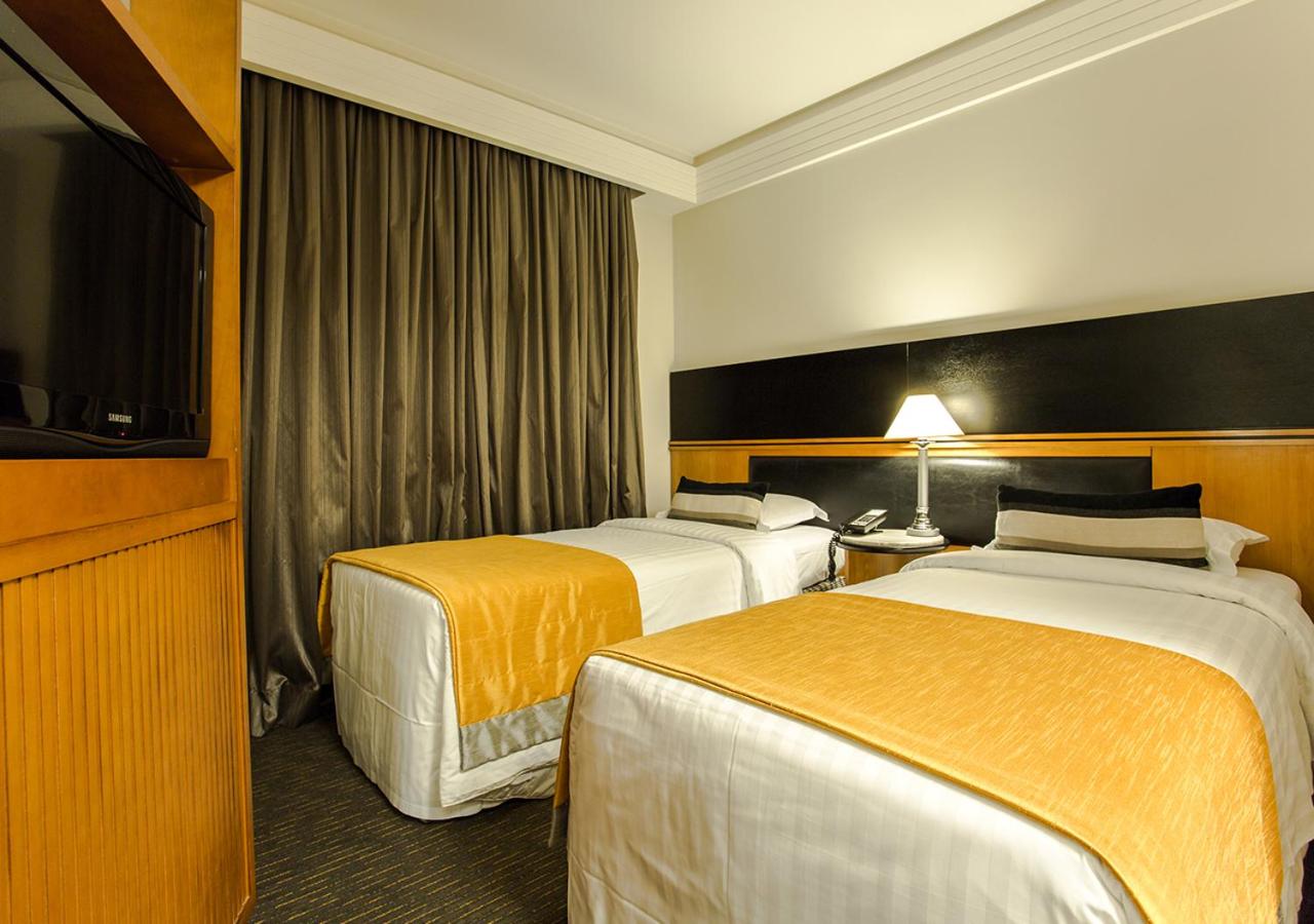 Standard Suite - Photo 11