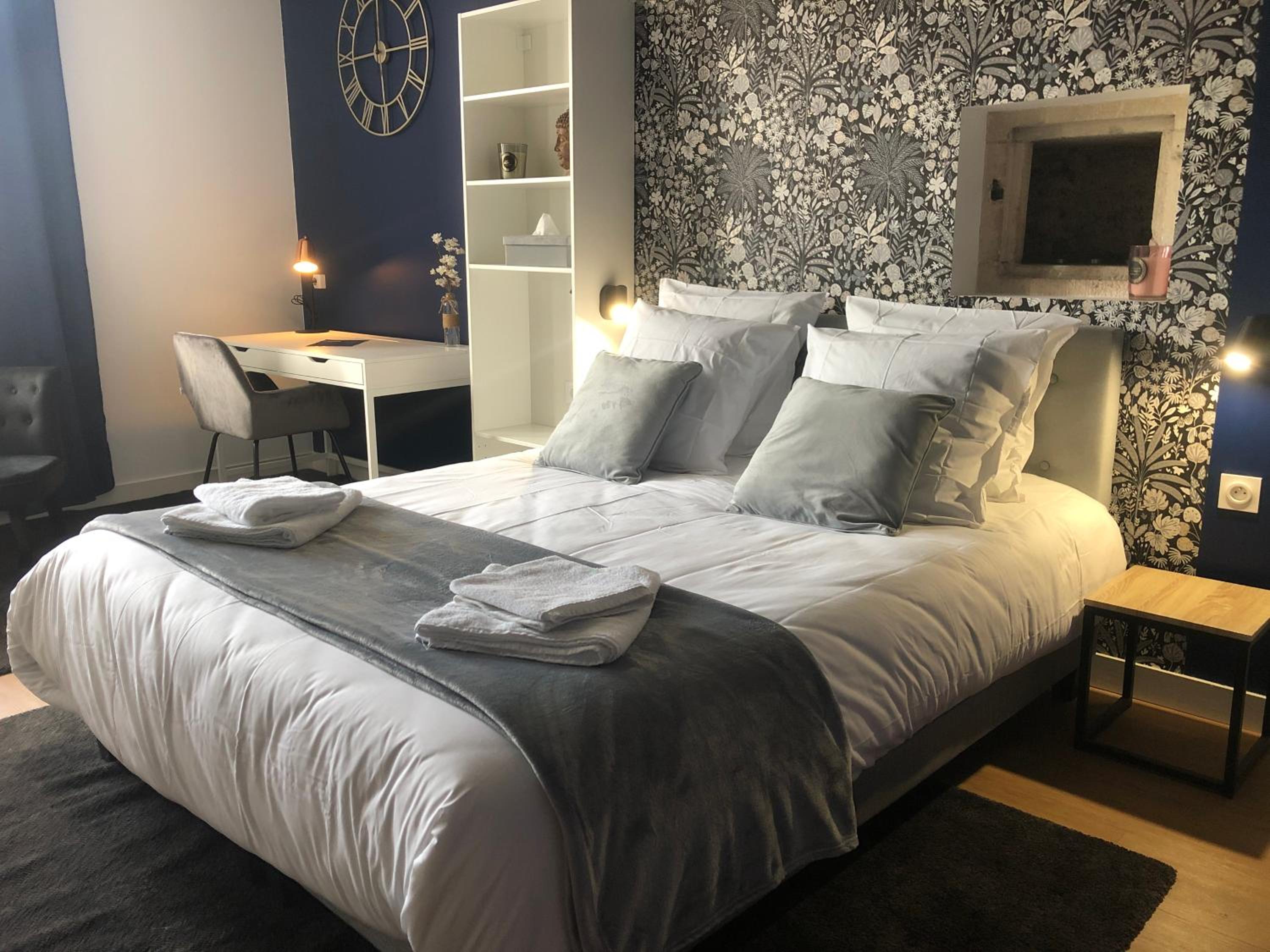Superior Queen Room photo 1