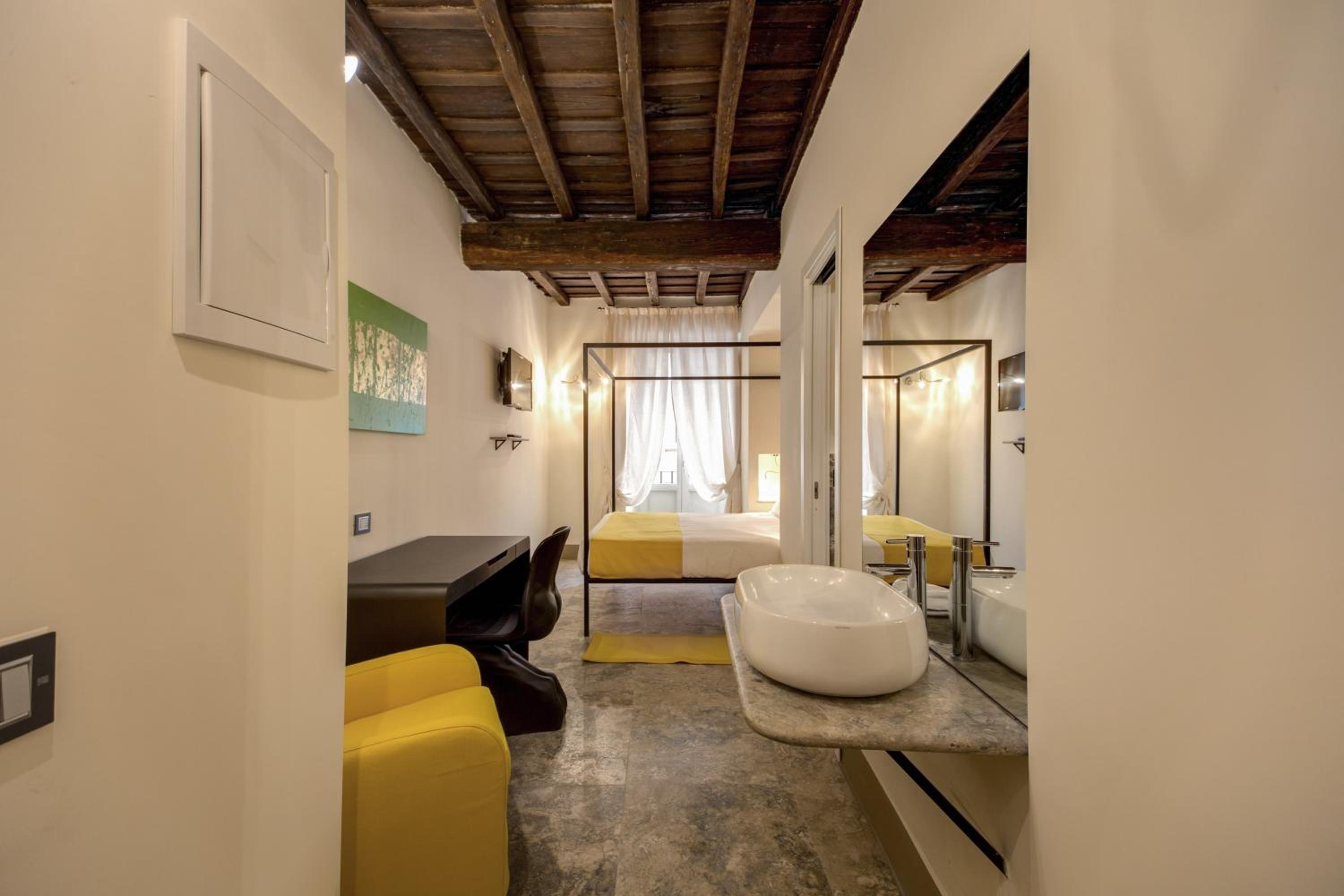 Large Double Room With Spa Access  photo 3