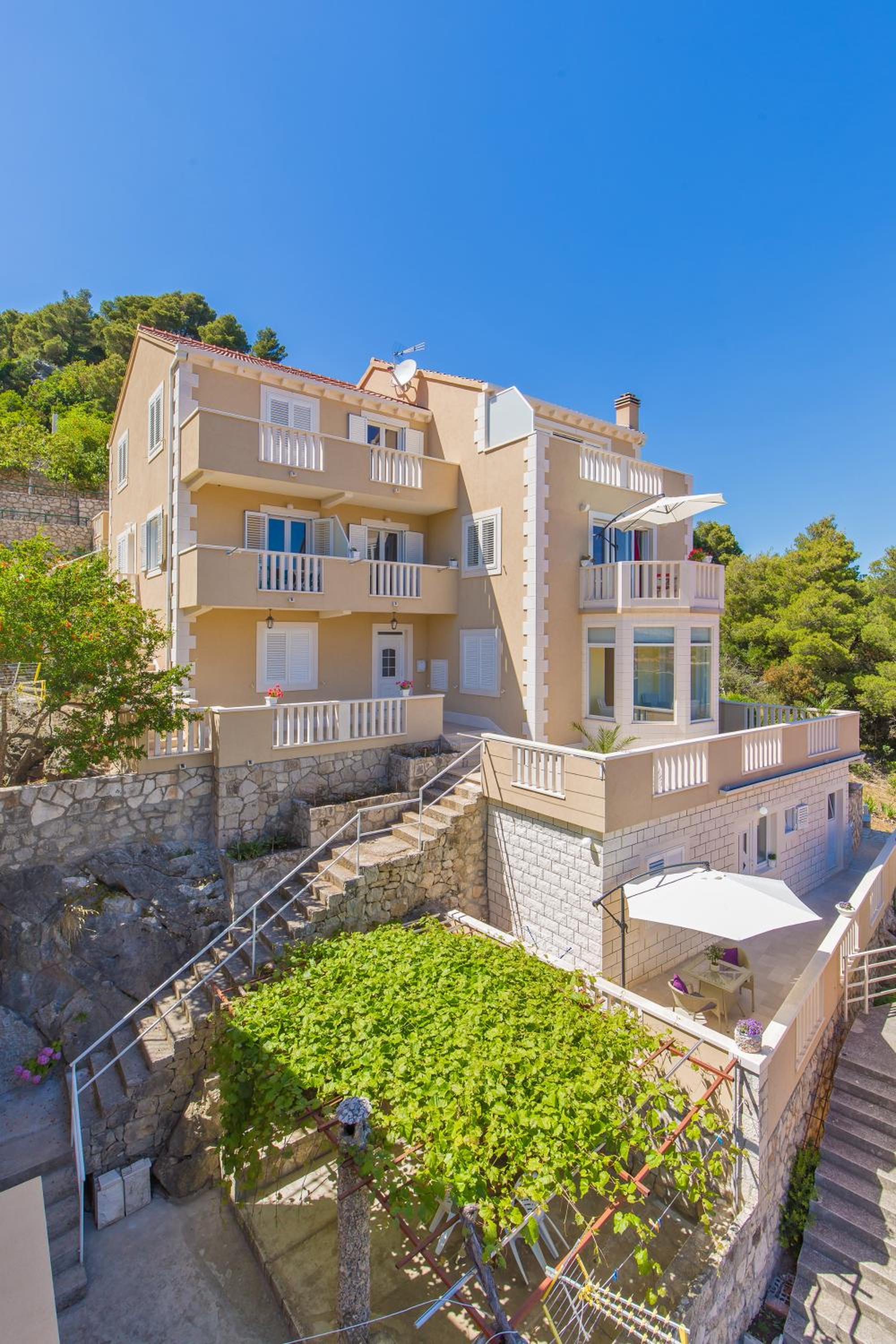 Superior One-Bedroom Apartment with Balcony and Sea VIew - Photo 14