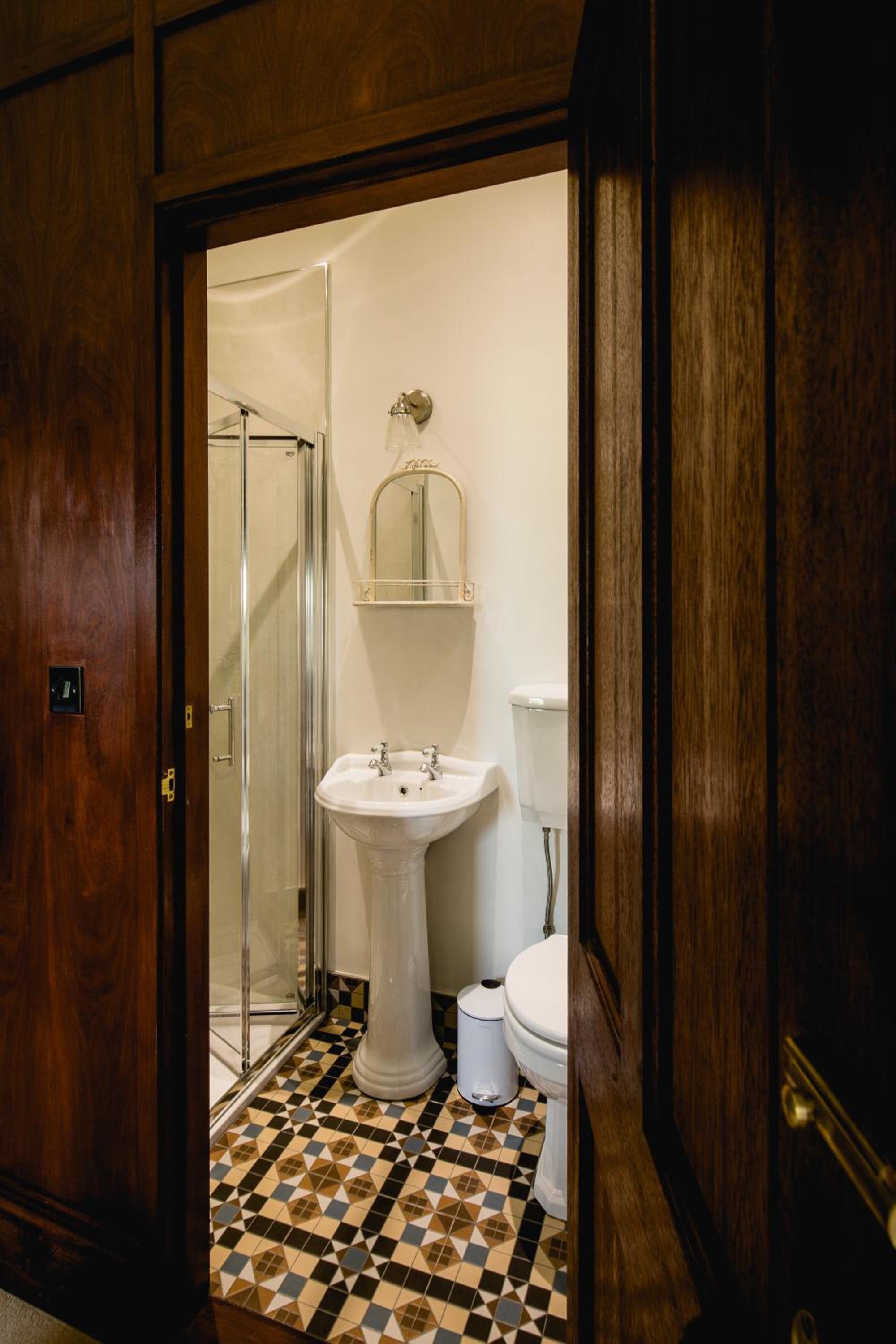Family Room with Shower photo 3