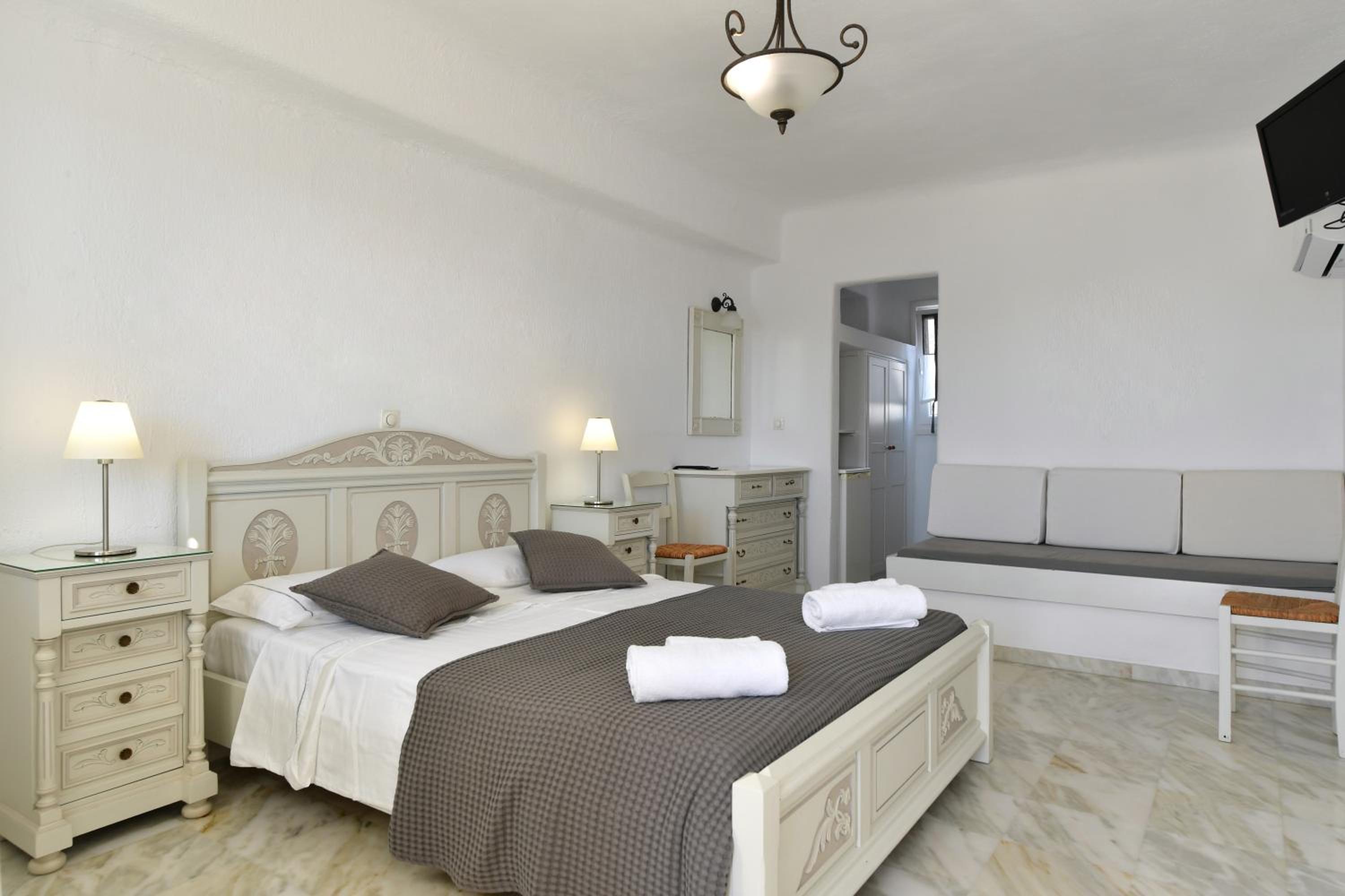Triple Room with Sea View