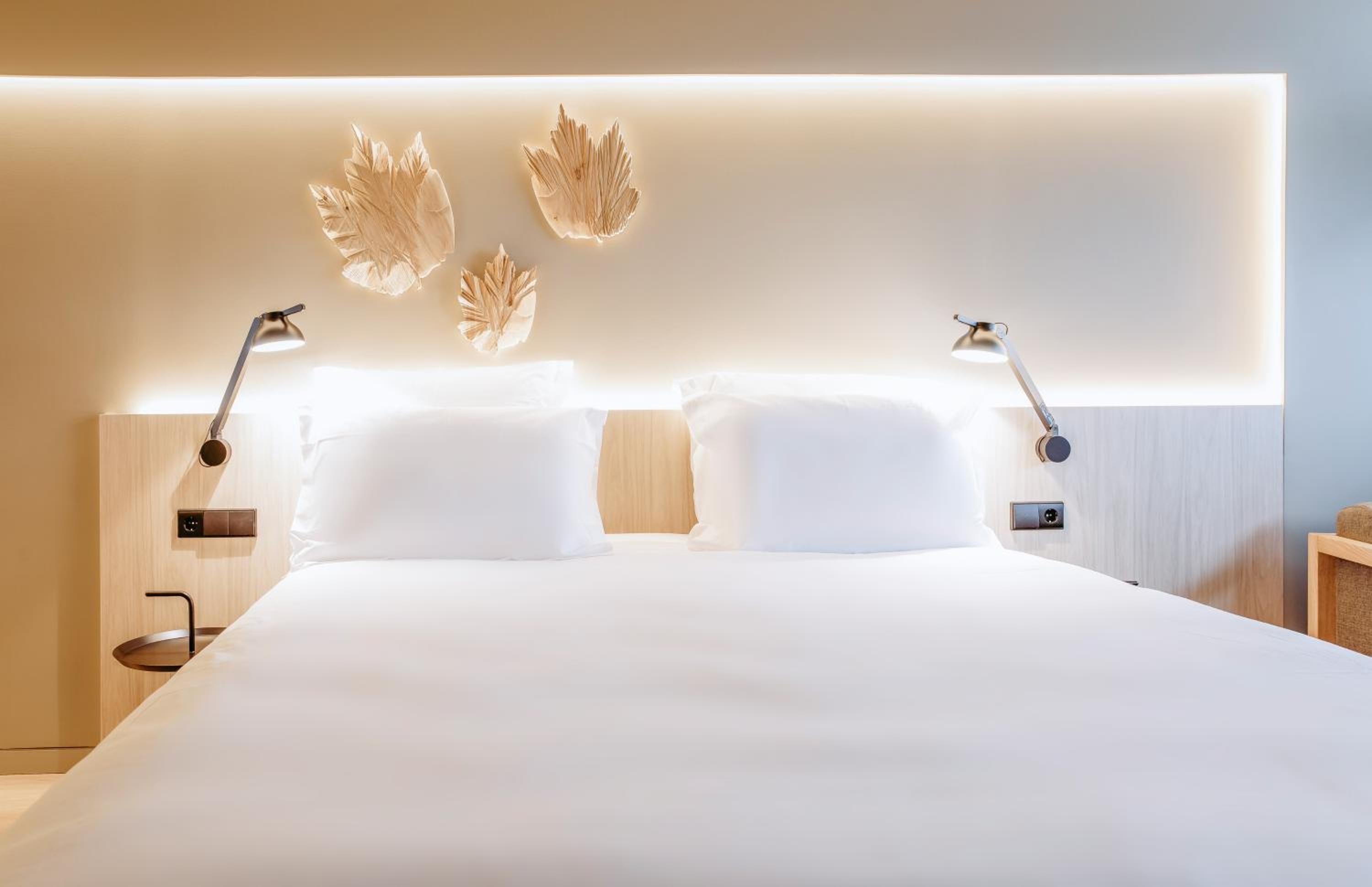 Superior King Room - Photo 8