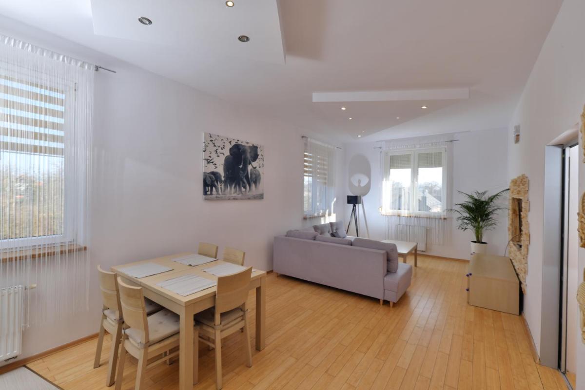 Two-Bedroom Apartment - Photo 8