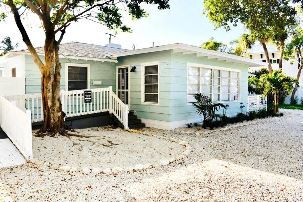 Two-Bedroom House photo 2