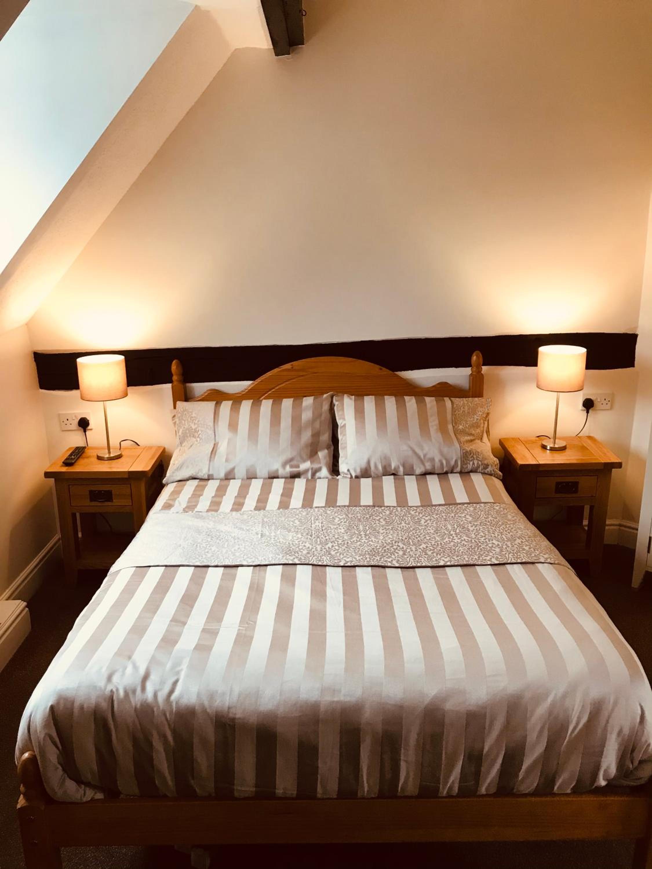 Deluxe Double or Twin Room photo 1