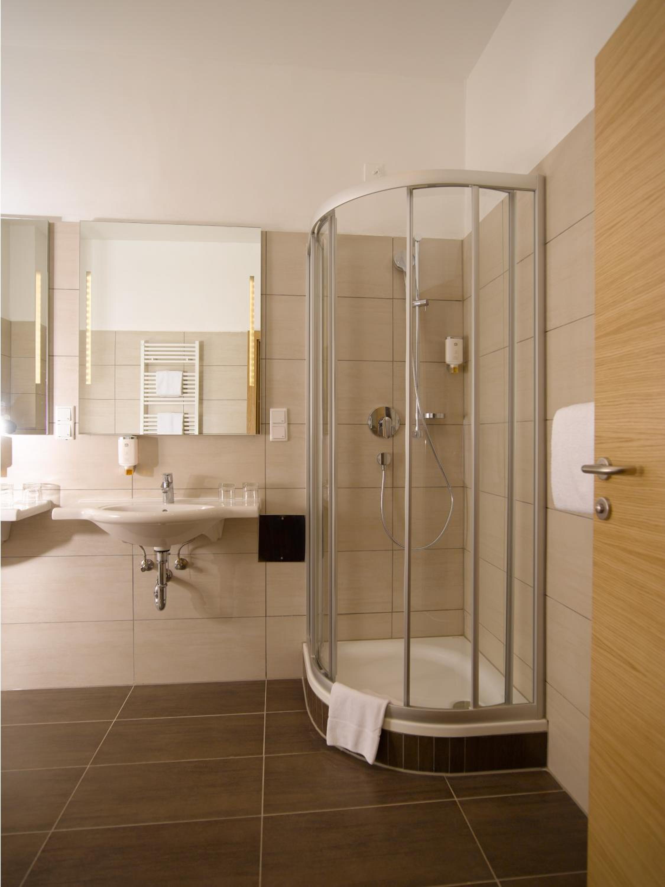 Classic Double Room - Photo 4