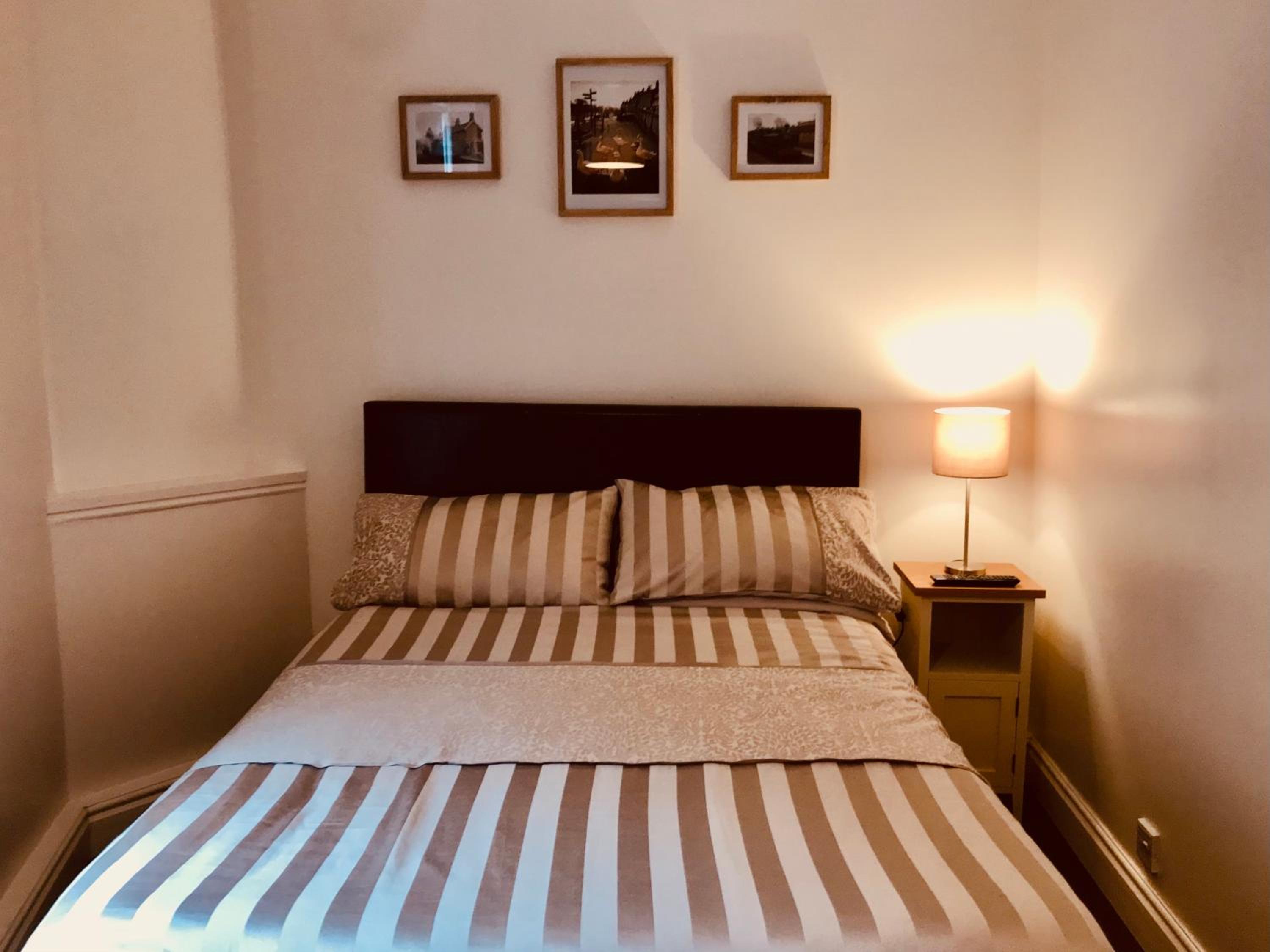 Double Room with Private Bathroom photo 1