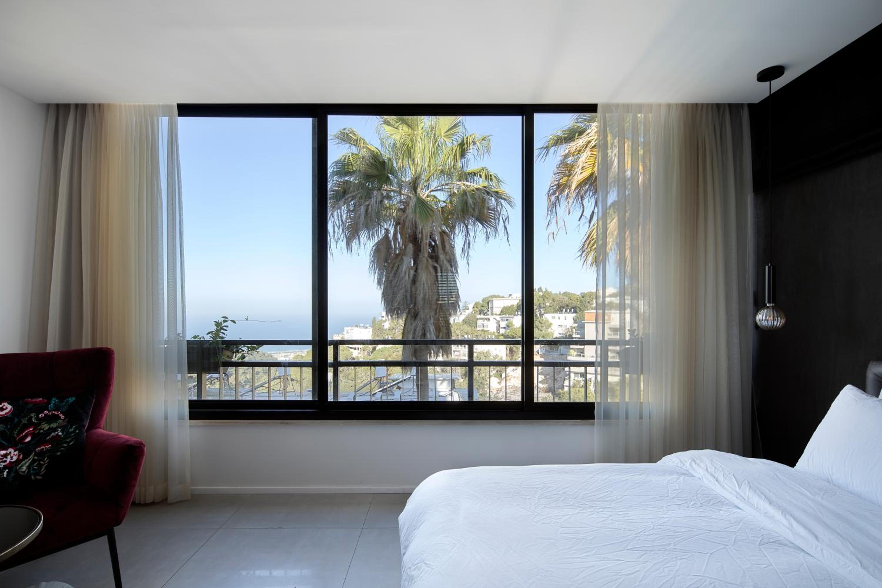 King Suite with Sea View - Photo 5