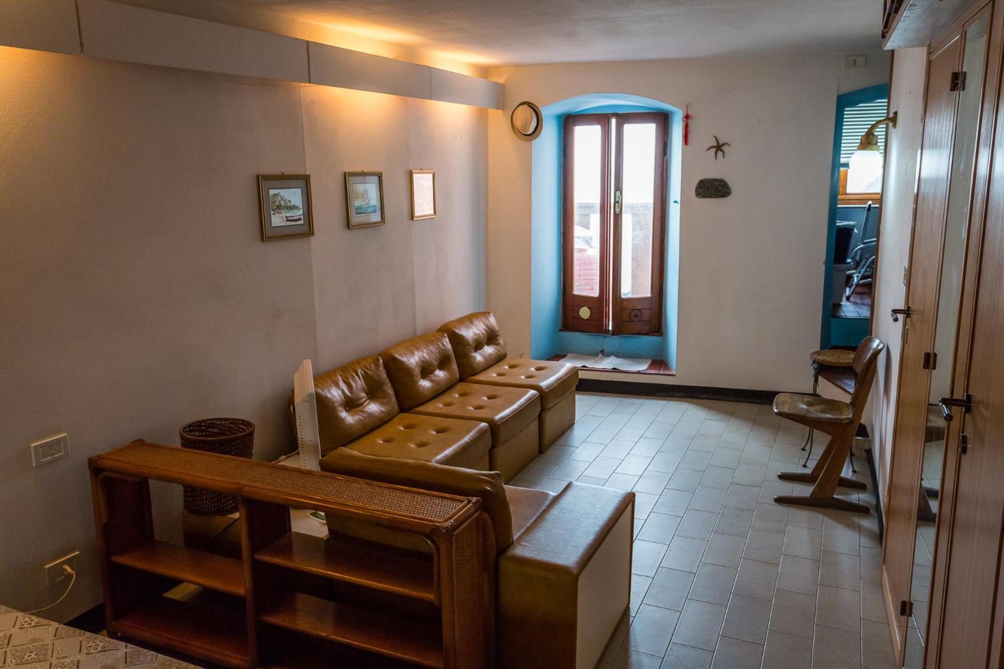 Studio Apartment with Sea View - Photo 1