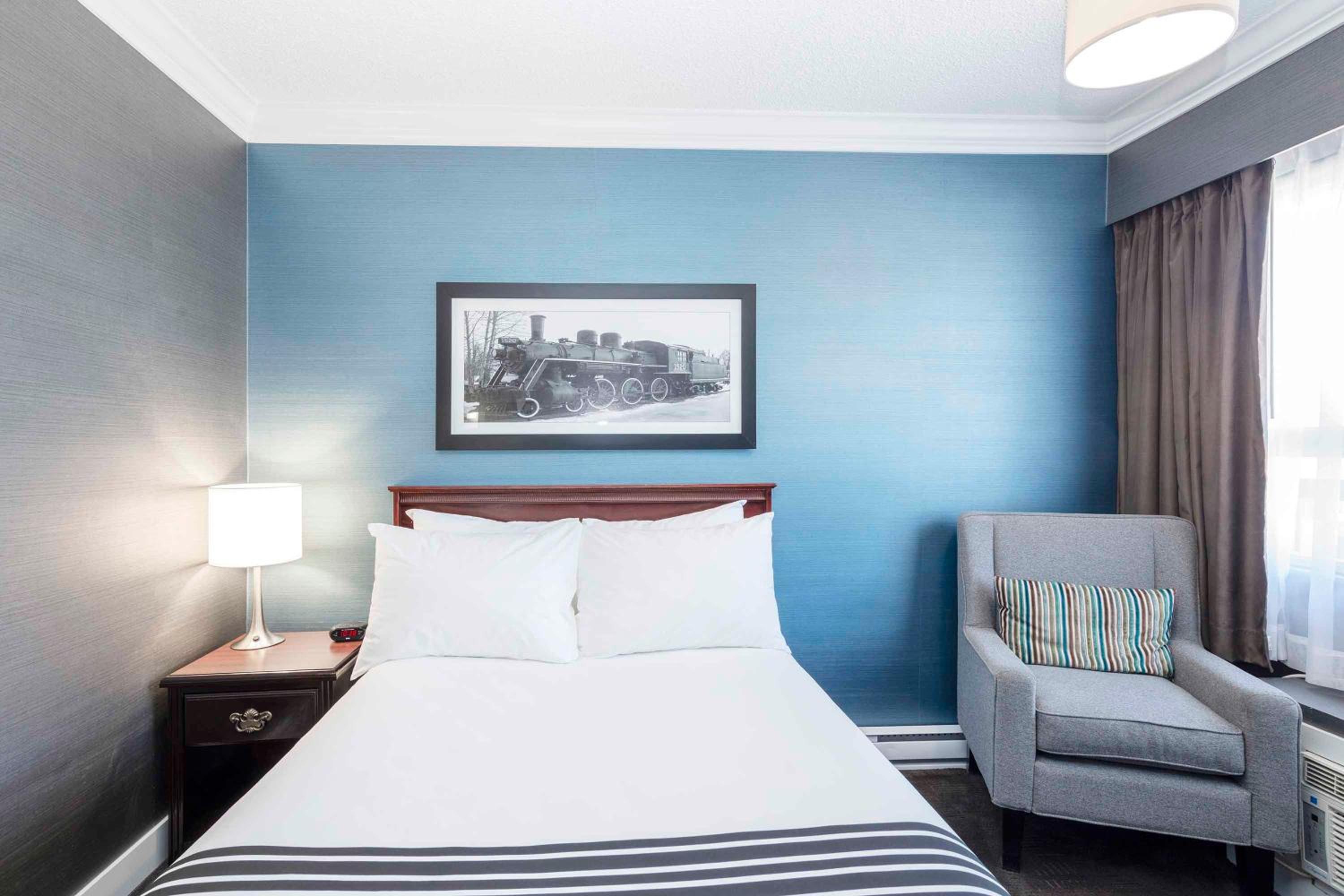 Standard Room, 1 Double Bed - Photo 3