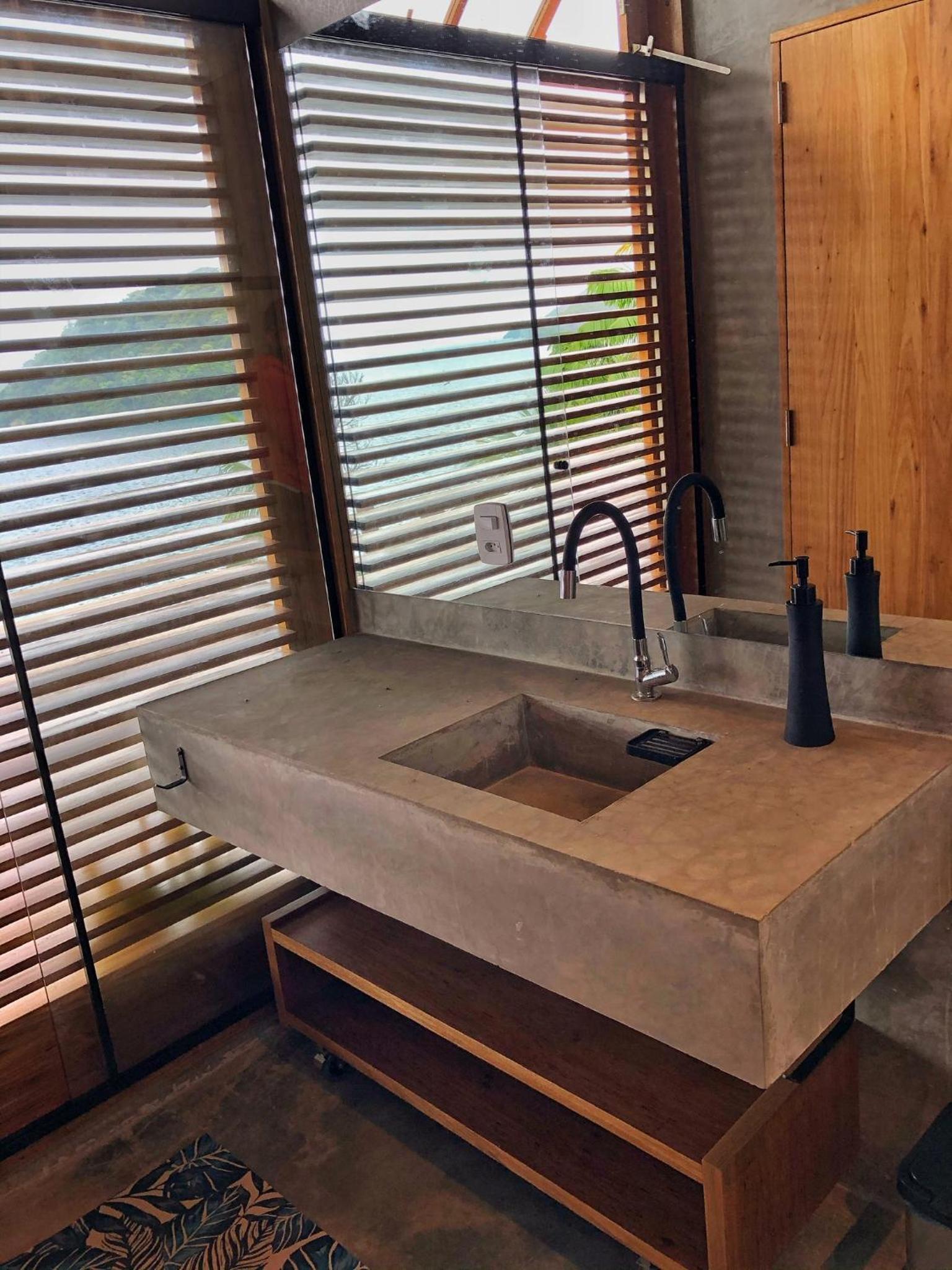 Deluxe Double or Twin Room with Ocean View photo 2