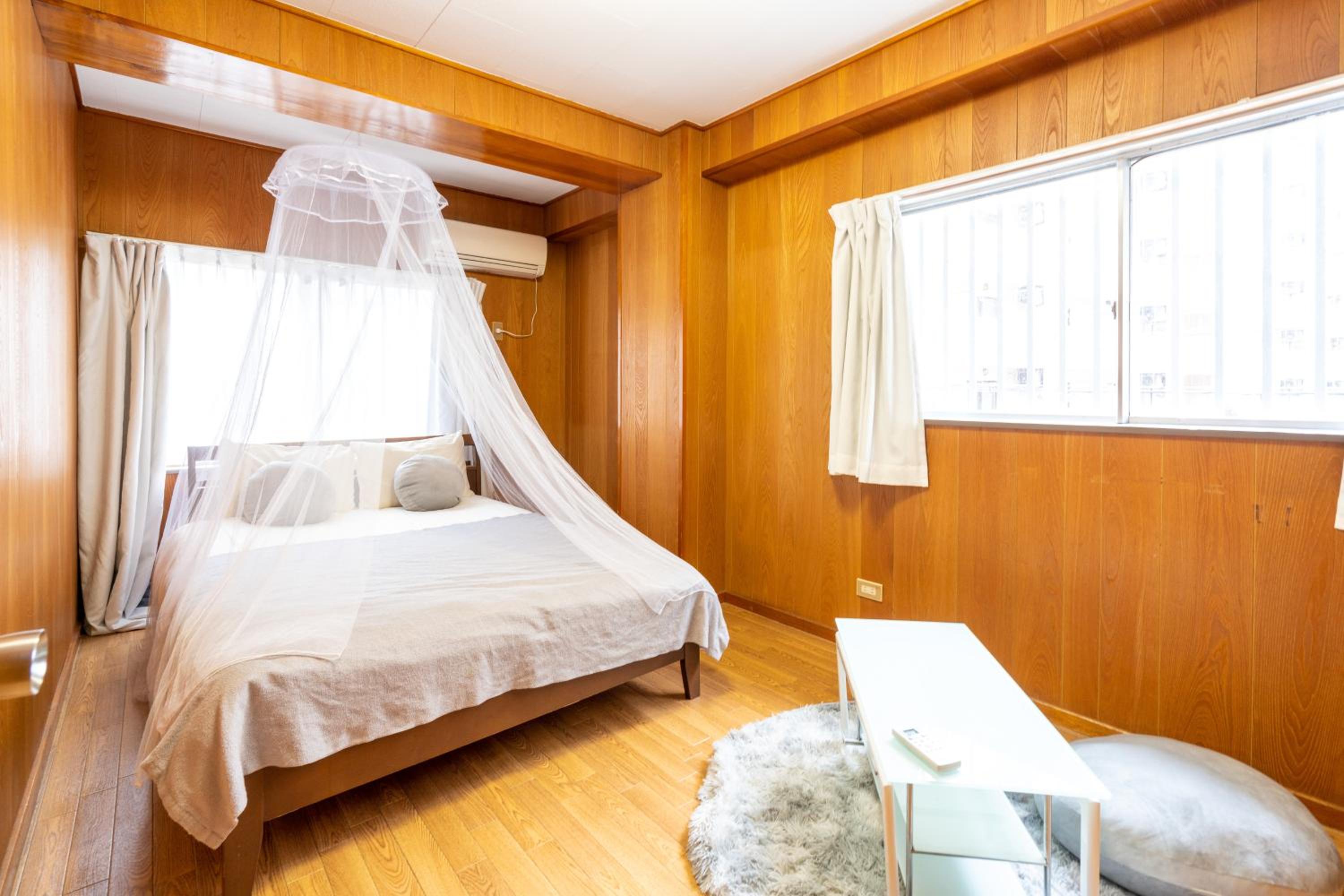 Apartment - Photo 2