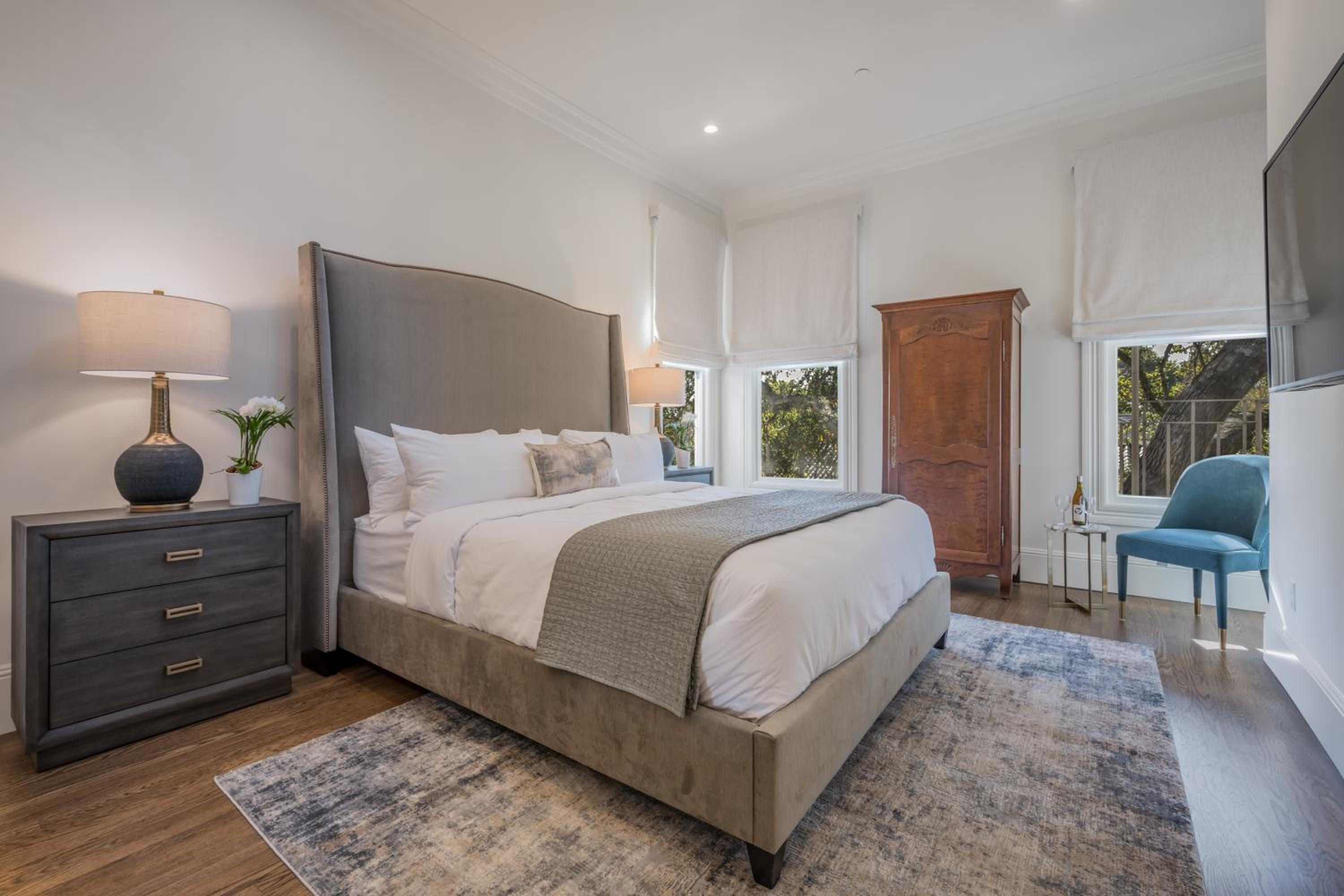 Superior King Room - Photo 4