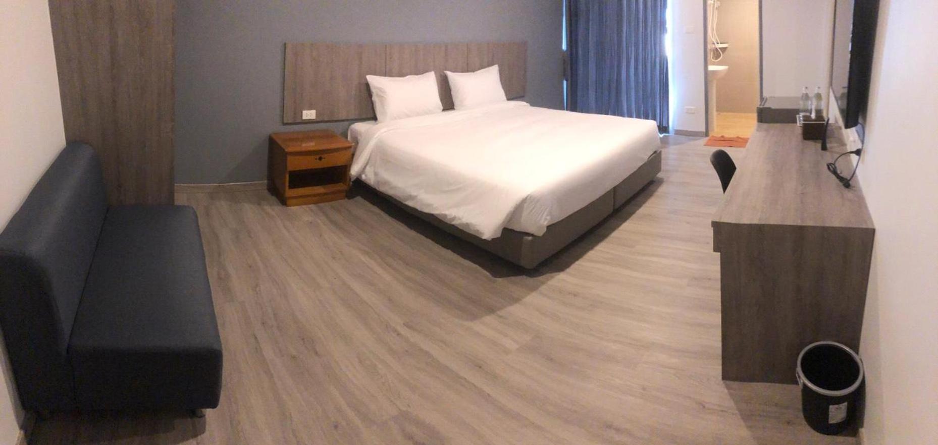 Deluxe Double Room - Photo 3