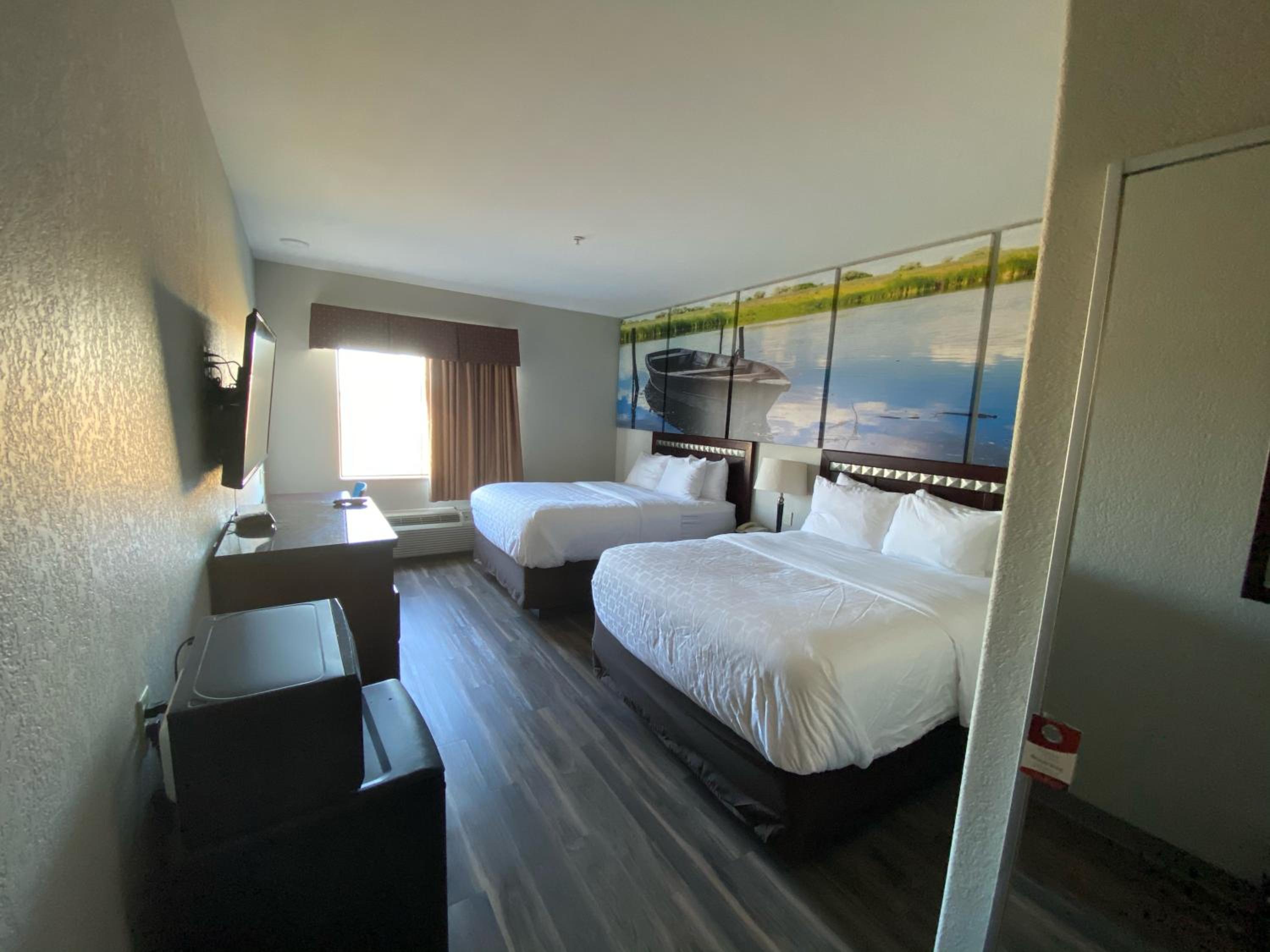 Queen Room with Two Queen Beds - Accessible/Non-Smoking