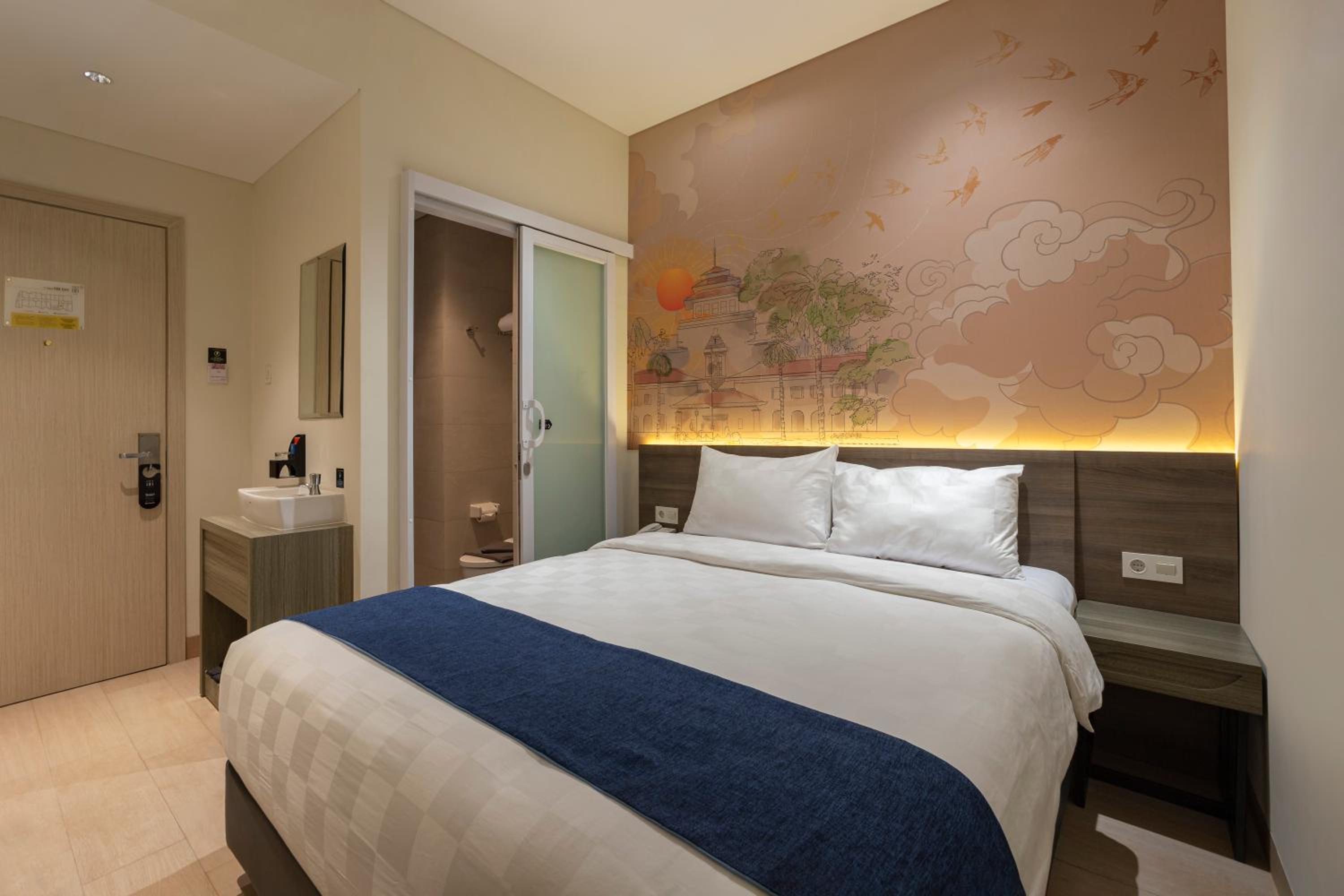 Deluxe Double Room photo 2