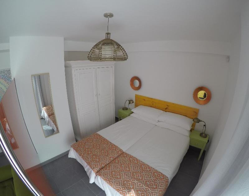 Habitación #196237706