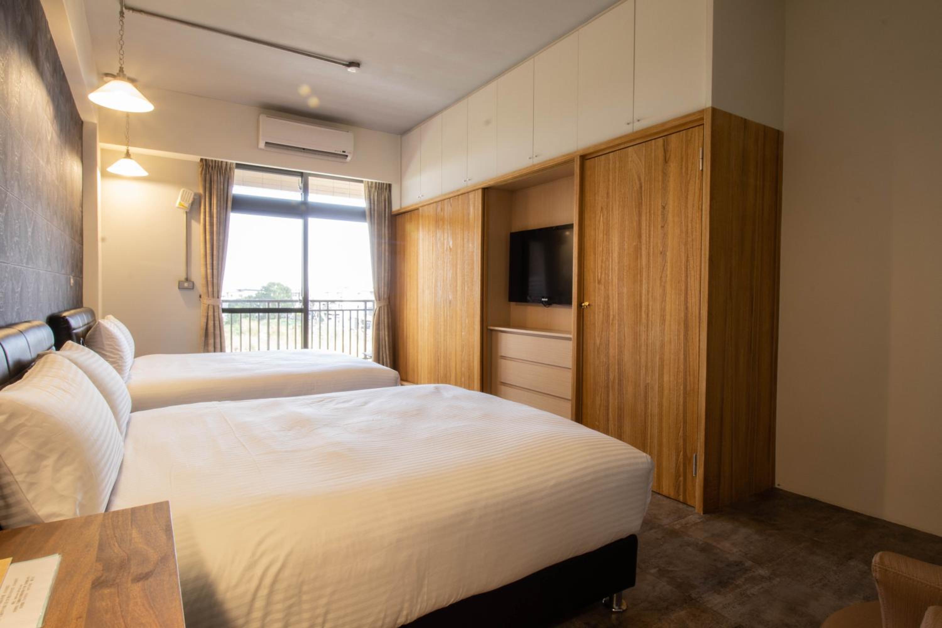 Luxury Quadruple Room5 photo 3