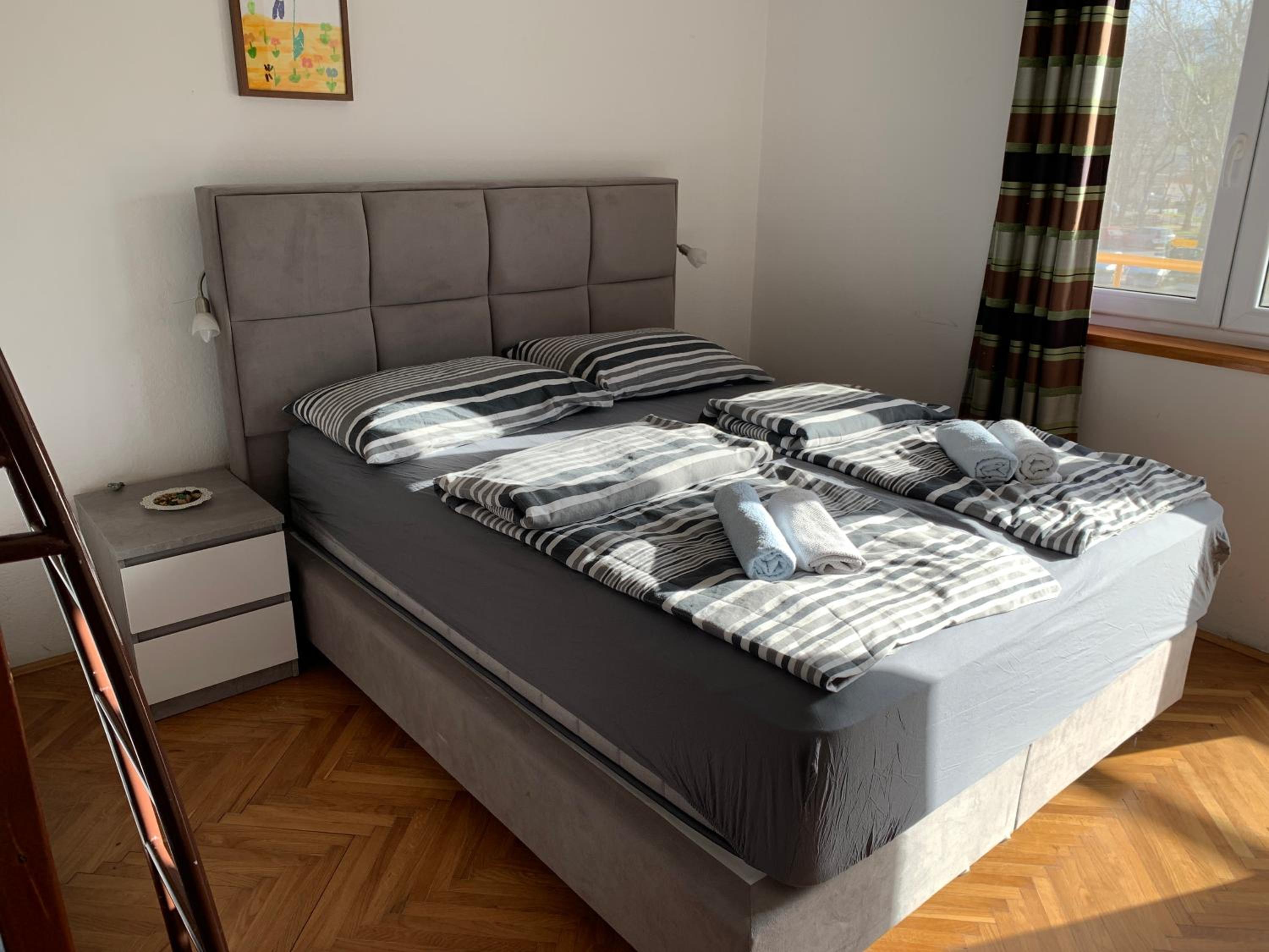 Standard Quadruple Room - Photo 5