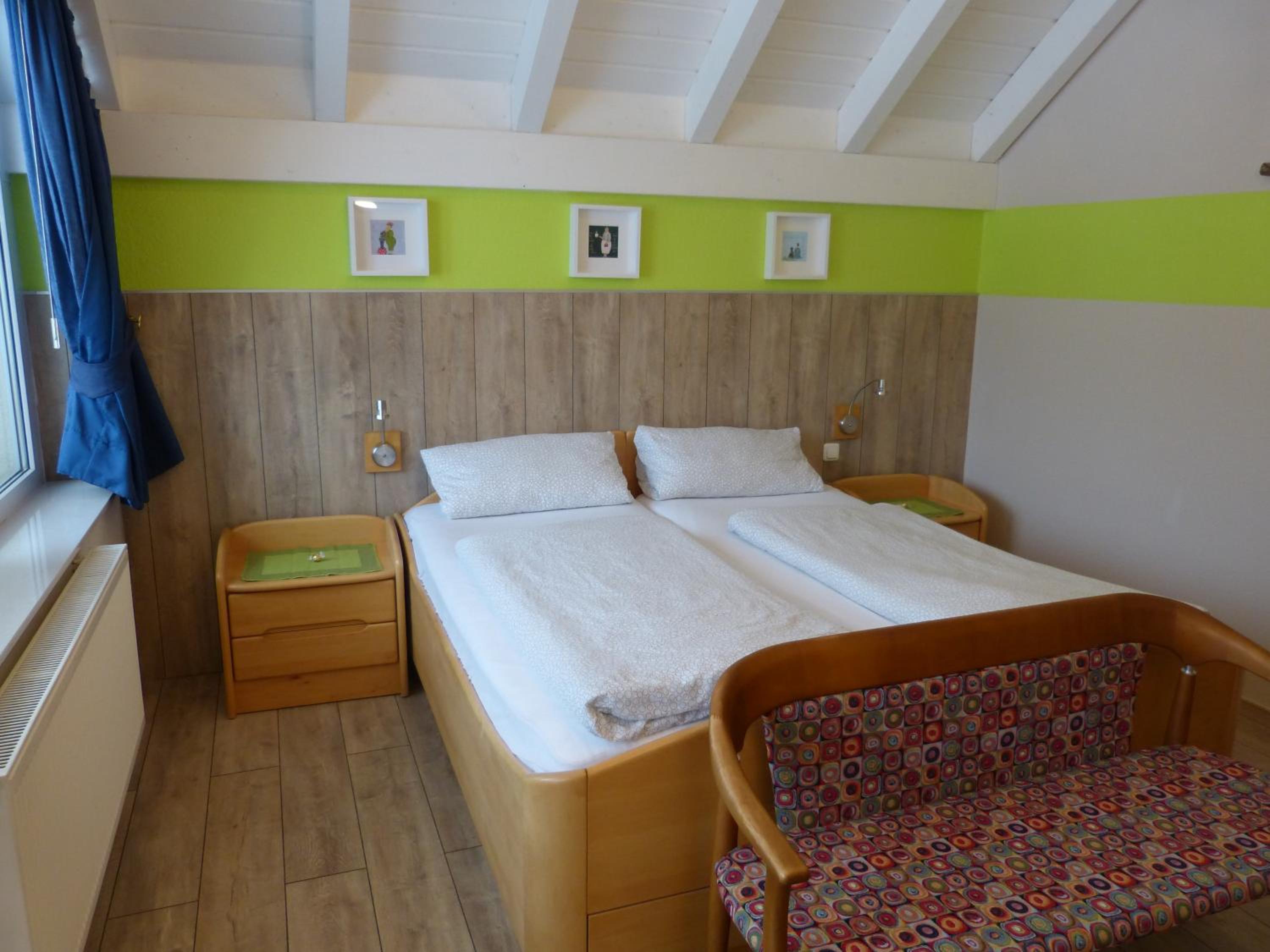 Large Double Room photo 3