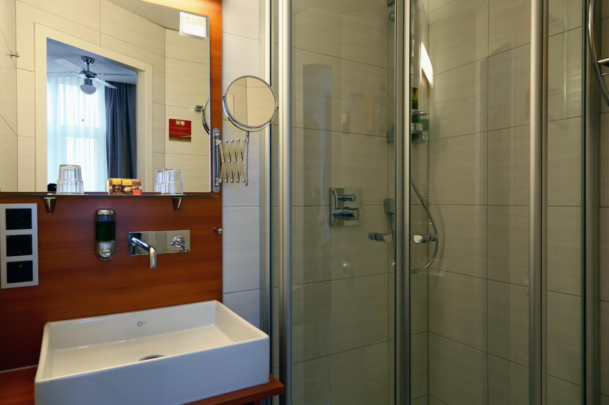 Business Single Room photo 3